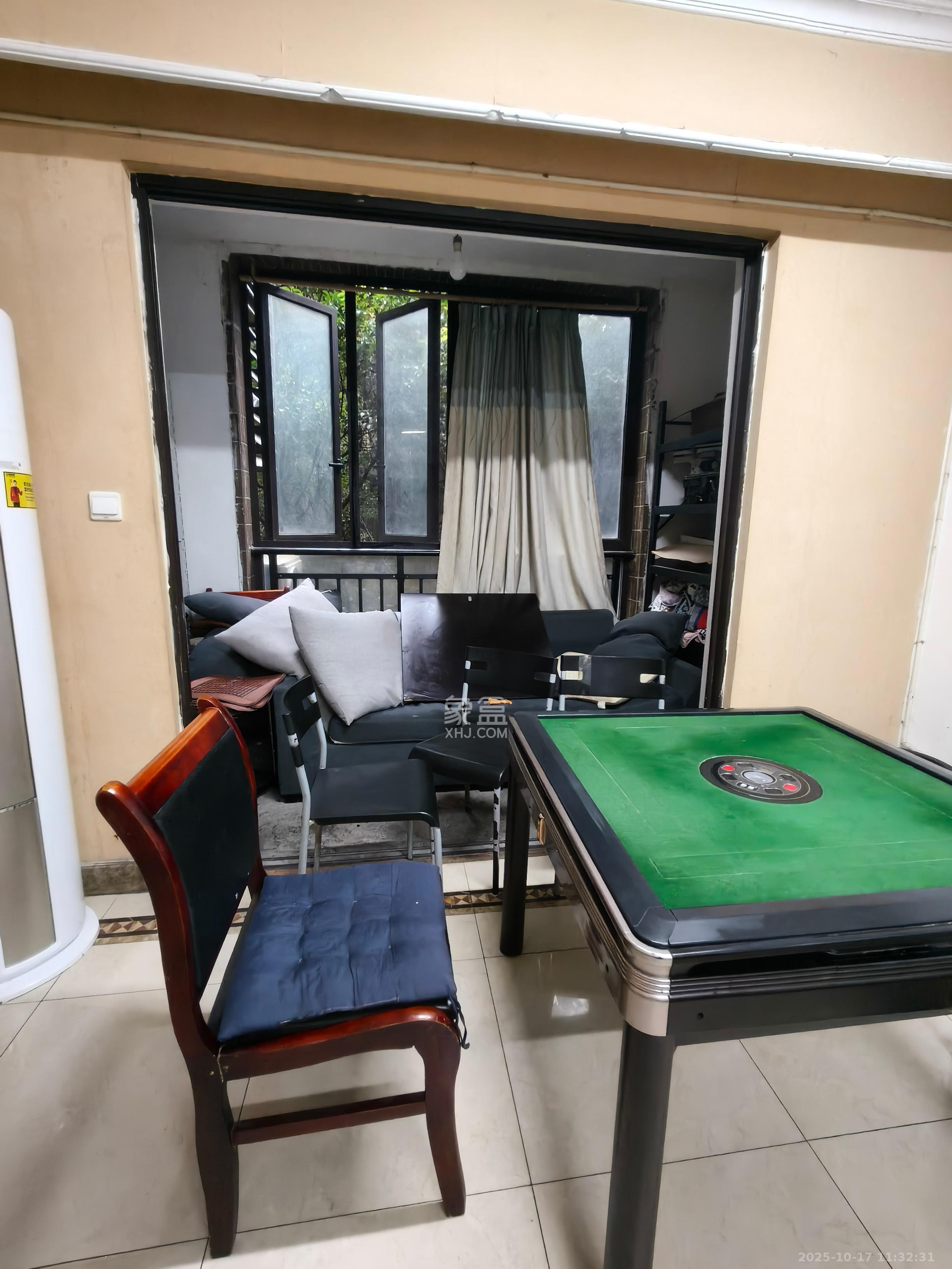 中海国际一期 3室2厅1卫 2500.0元/月 中海国际一期 3室2厅1卫 2500.0元/月室内图