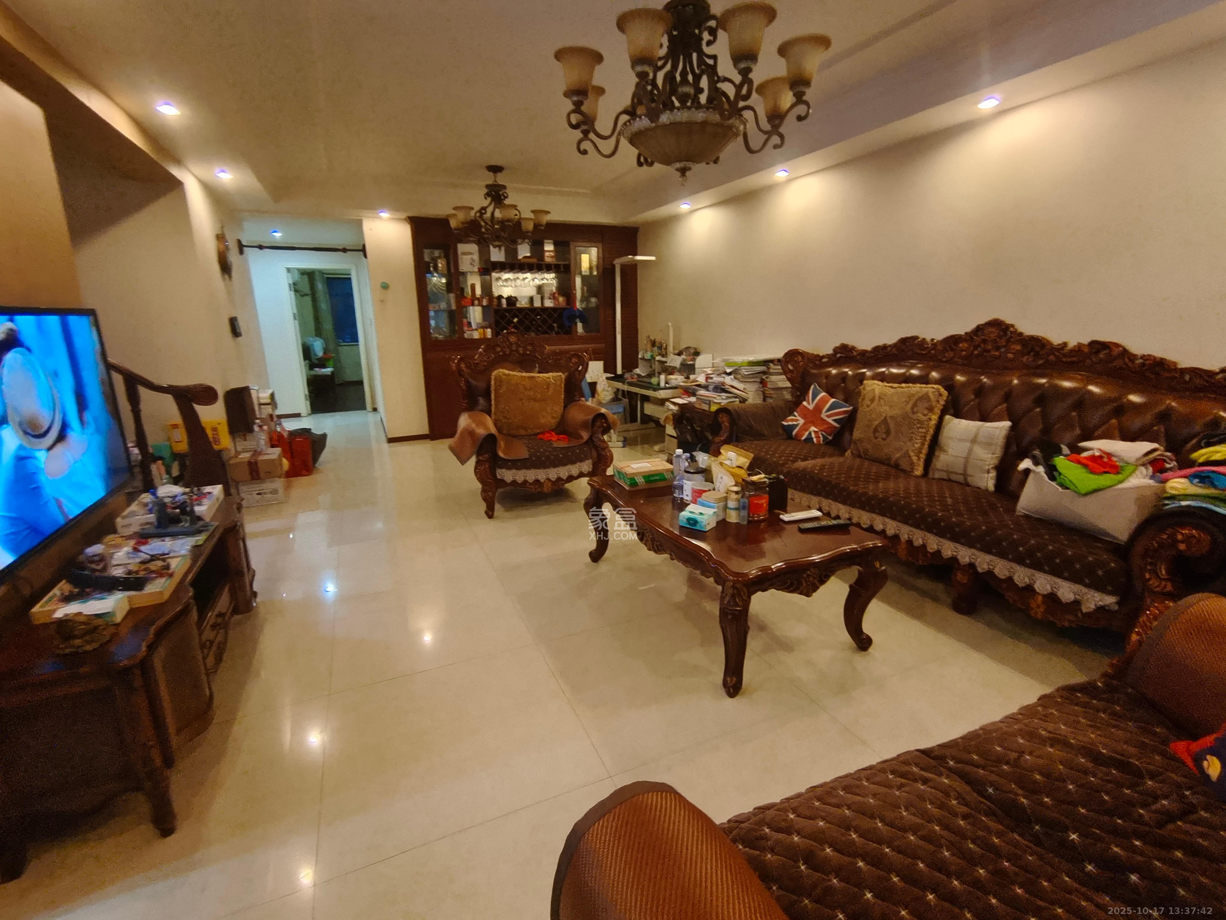 阳光100三期  7室2厅4卫    8500.0元/月 阳光100三期  7室2厅4卫    8500.0元/月