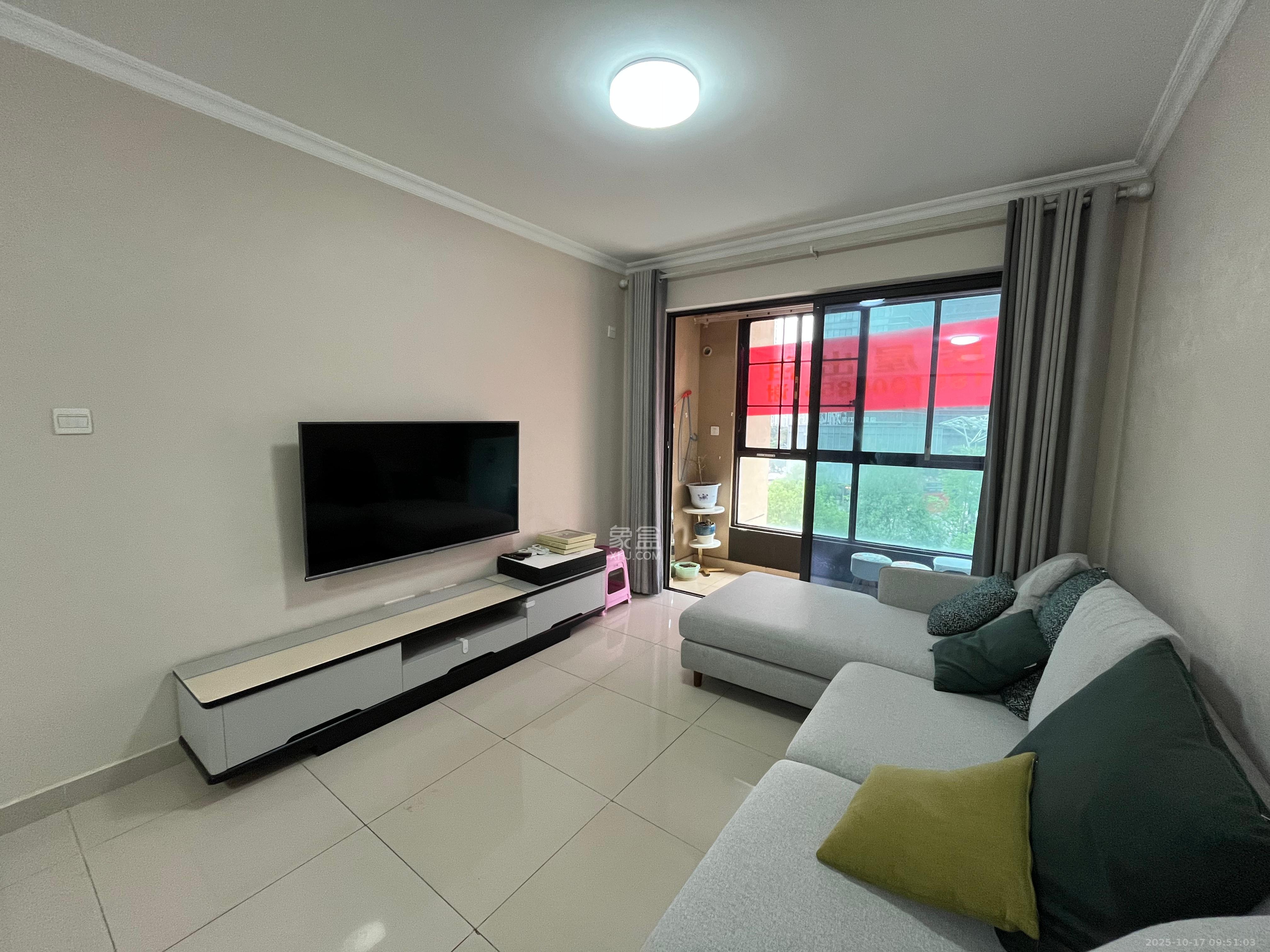 协信星澜汇  3室1厅1卫    2600.0元/月室内图1