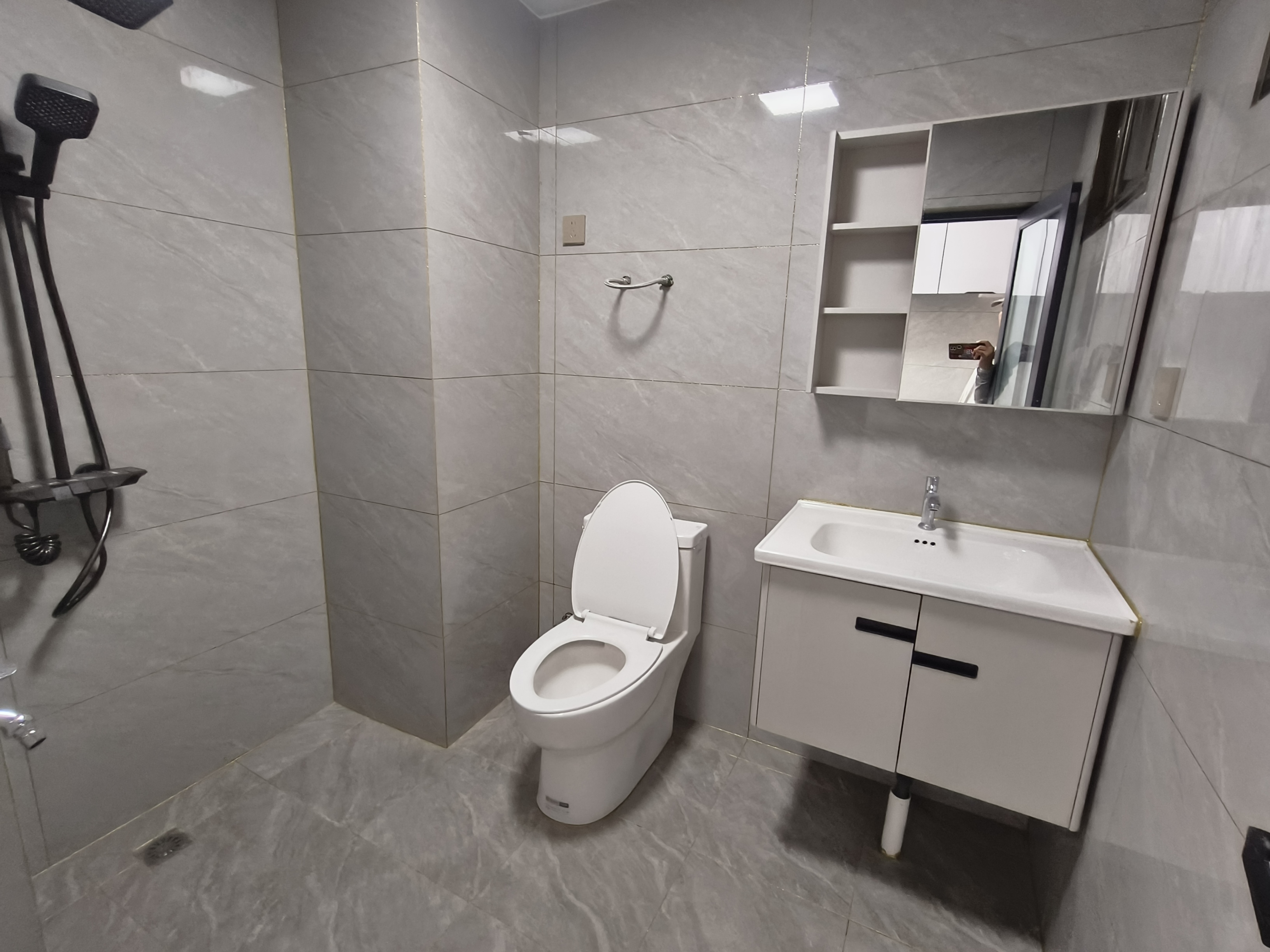 楠滨华庭 3室2厅2卫 3500.0元/月 楠滨华庭 3室2厅2卫 3500.0元/月室内图