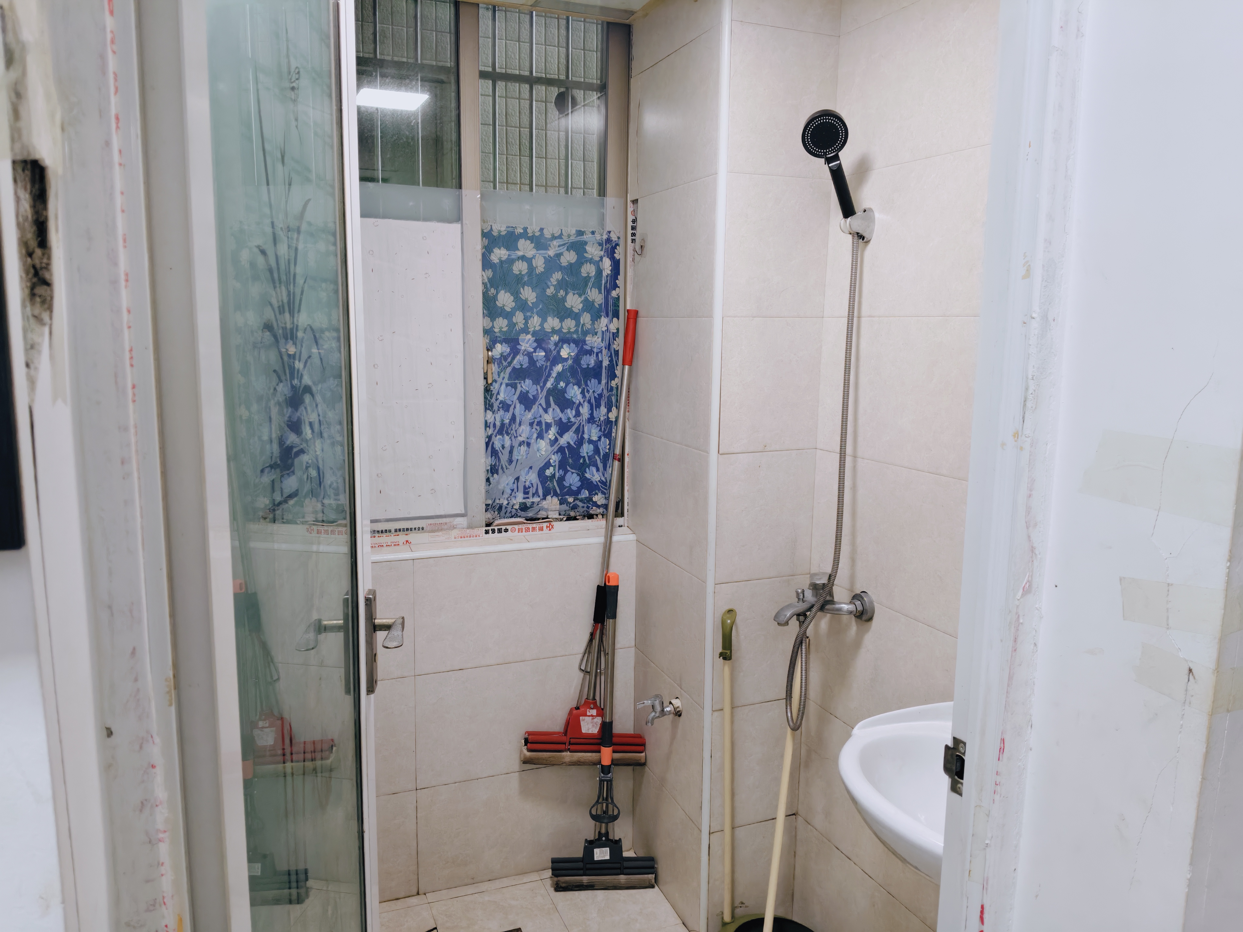 进步亚泰  1室0厅0卫    1360.0元/月室内图