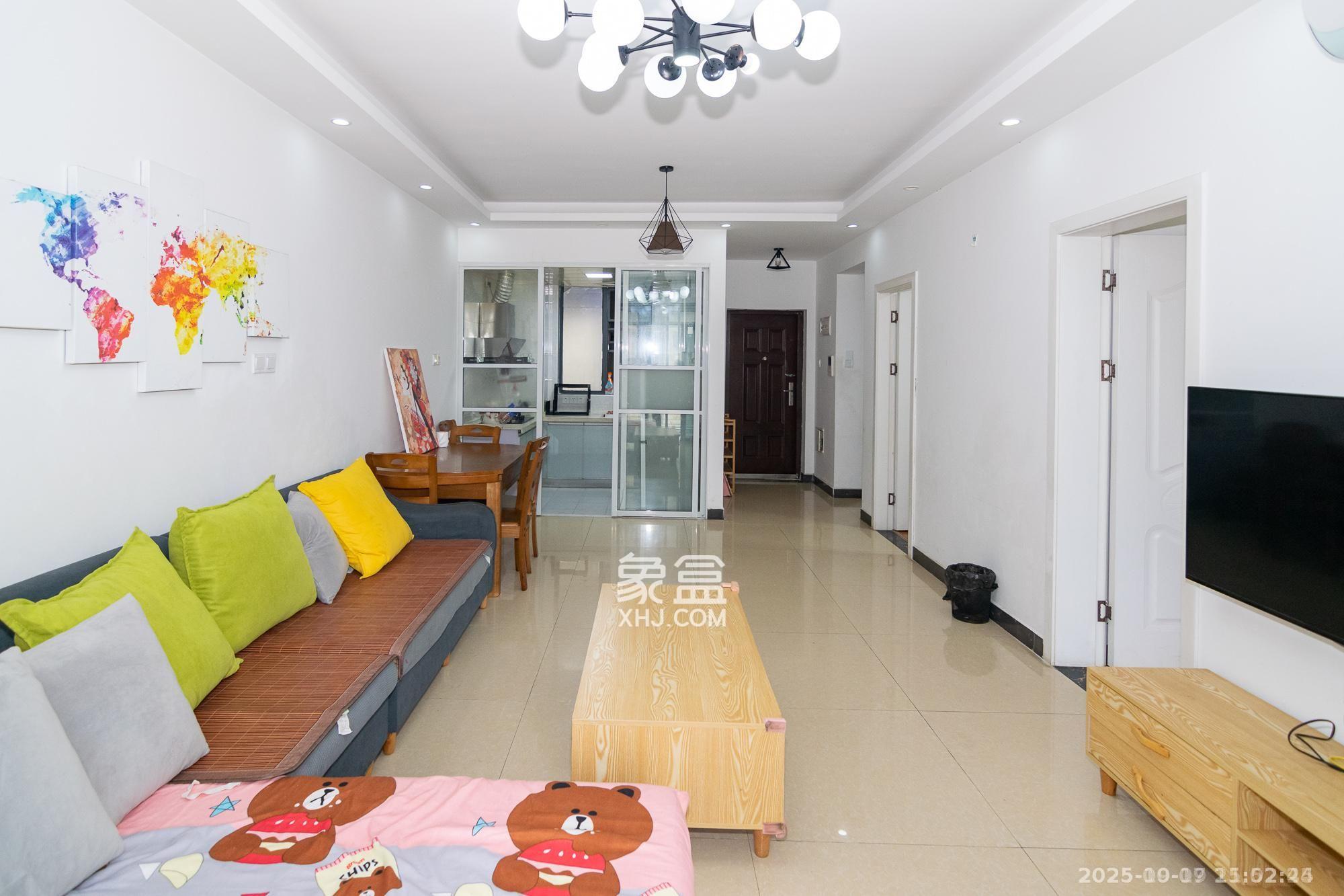 澳海月亮湾  3室2厅1卫    1700.0元/月