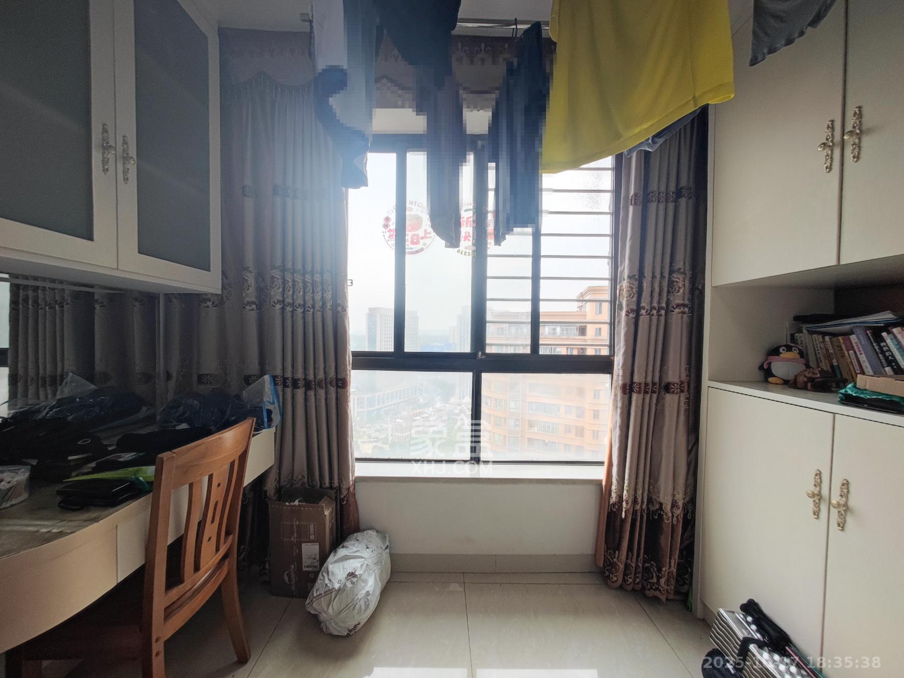 五矿万境水岸一期（万境水岸嘉苑）  2室2厅1卫    85.0万阳台