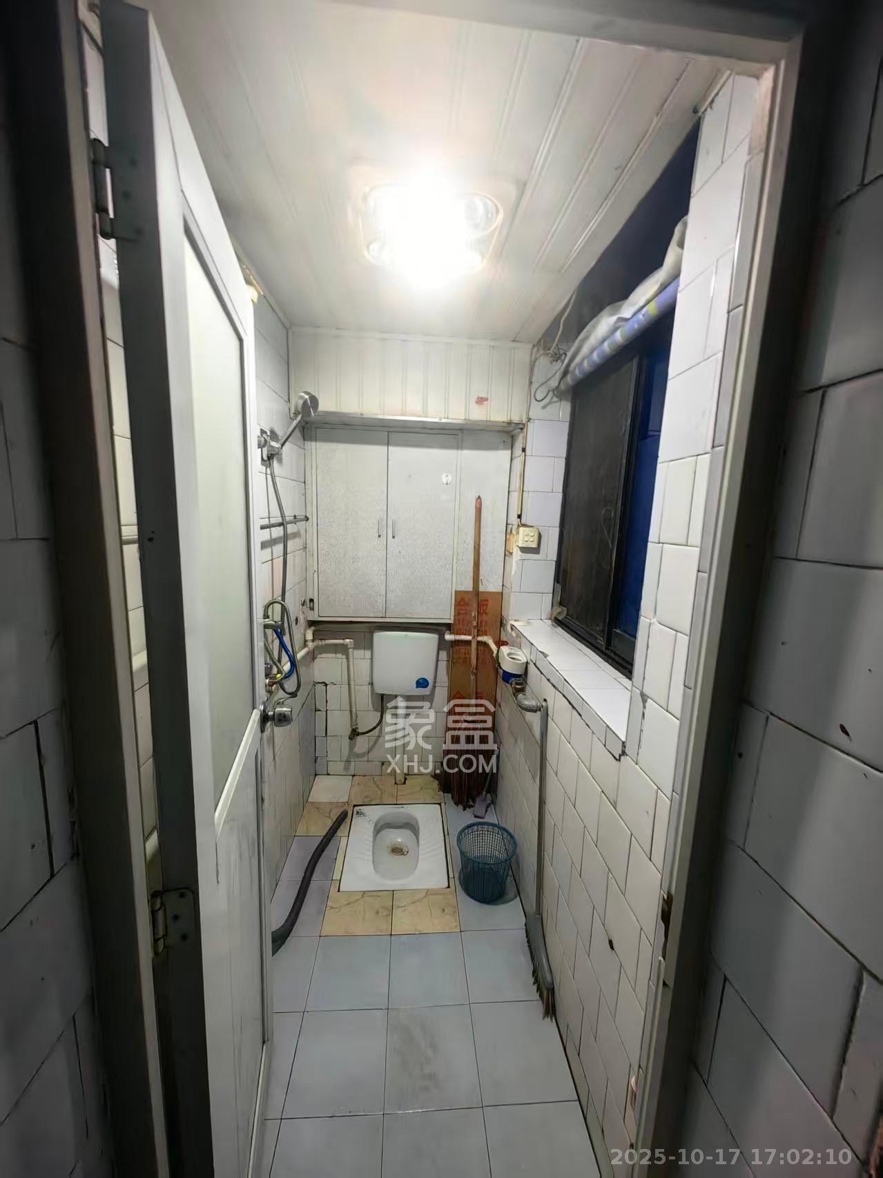 湘图大厦  3室1厅1卫    1700.0元/月室内图