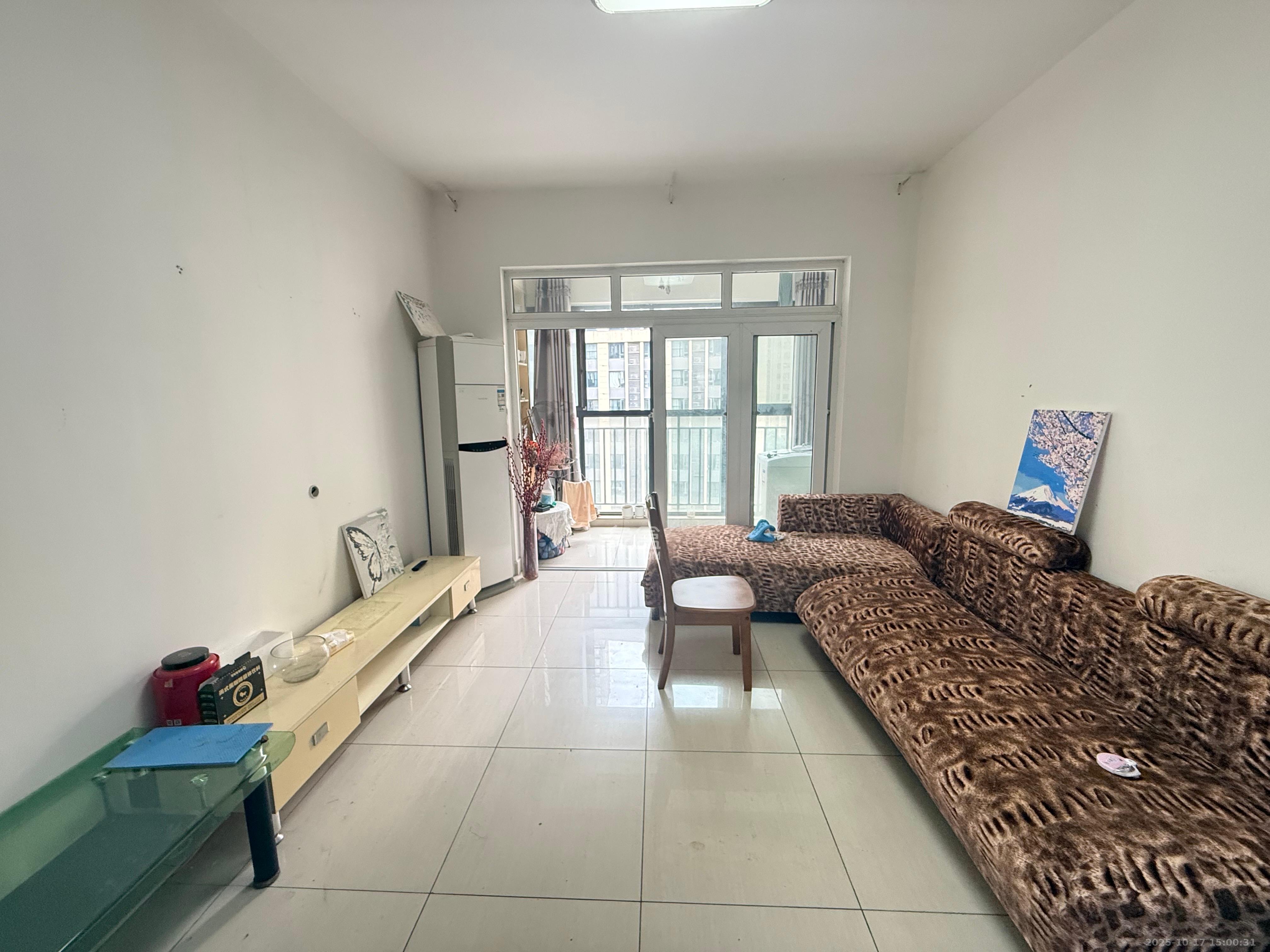 泊爱蓝湾 2室2厅1卫 2200.0元/月 泊爱蓝湾 2室2厅1卫 2200.0元/月室内图