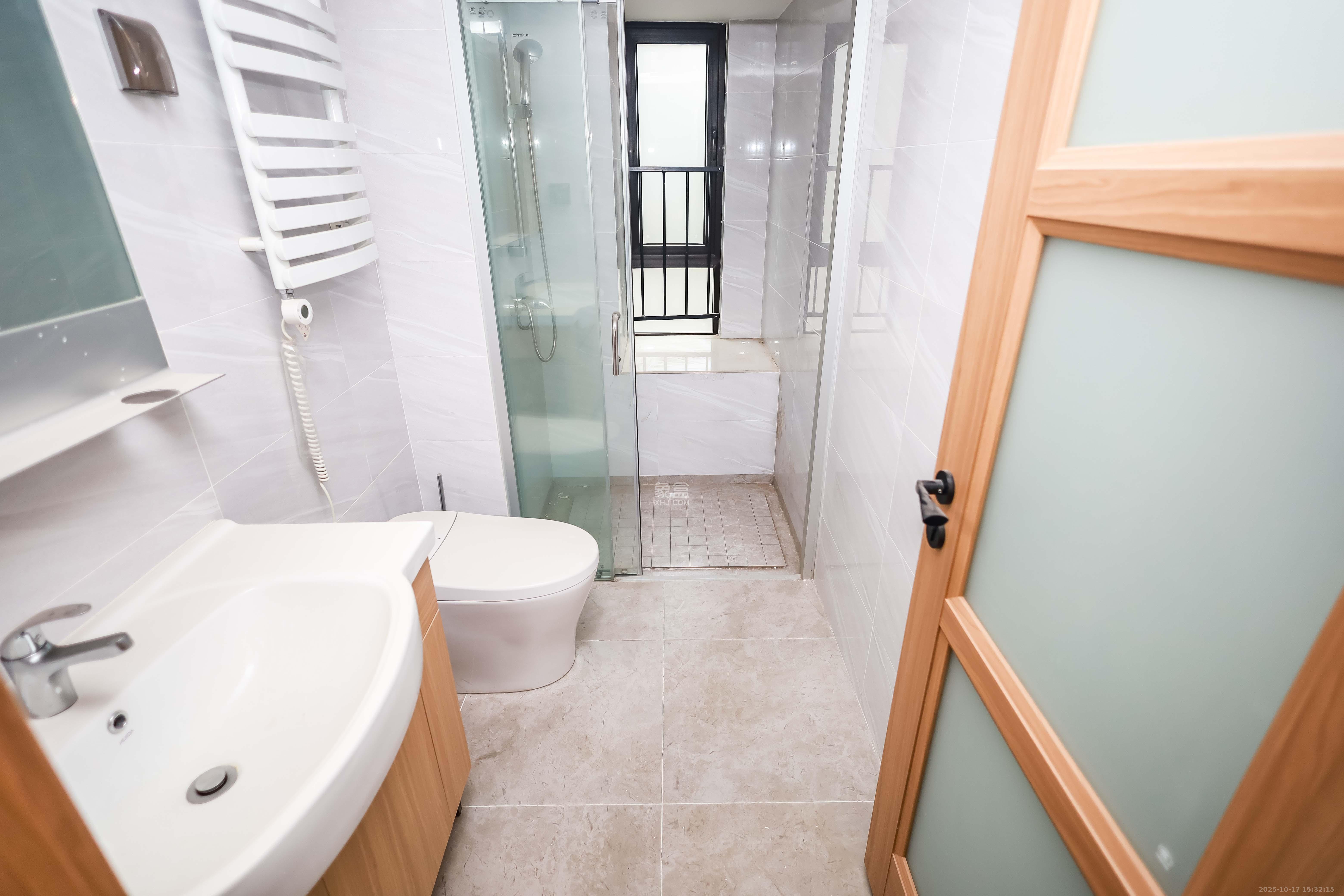 碧桂园荟隽棠  4室2厅2卫    118.0万卫生间