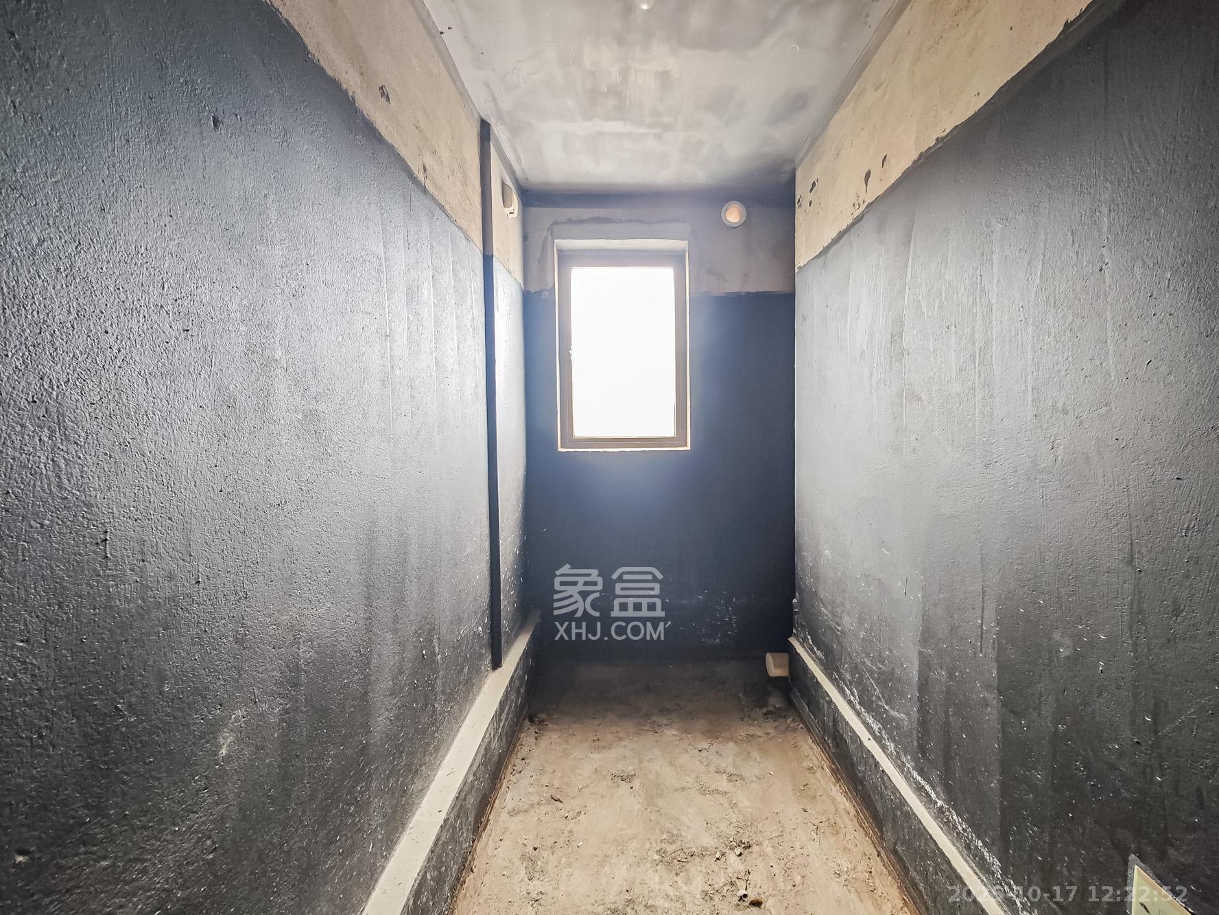 山语城三期  3室2厅2卫    80.0万 山语城三期  3室2厅2卫    80.0万卫生间