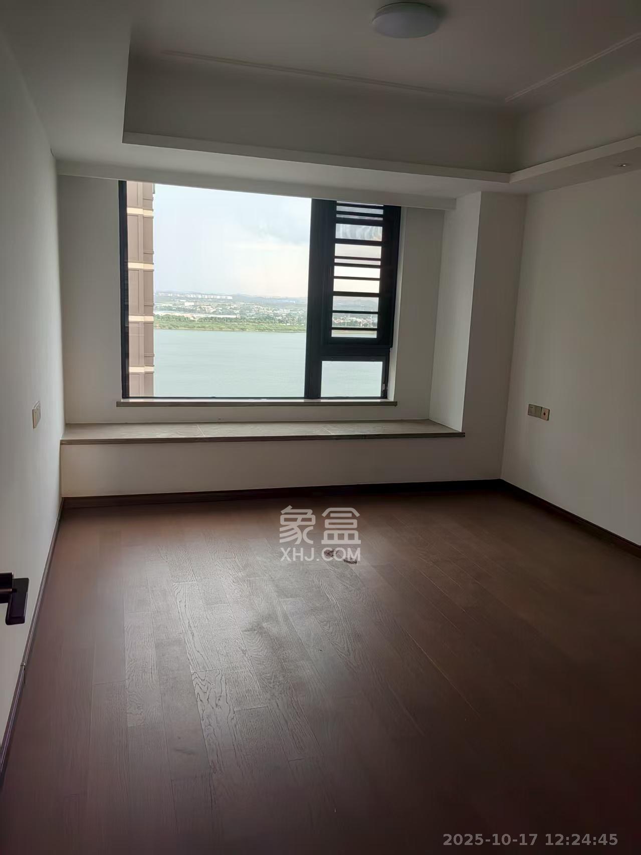 建发电建江山悦 4室2厅2卫 4600.0元/月 建发电建江山悦 4室2厅2卫 4600.0元/月室内图