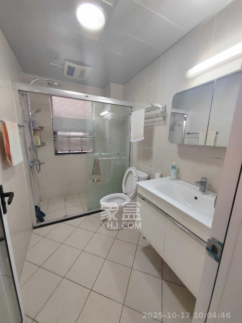 旭辉藏郡(藏郡、旭湘华府)  3室2厅2卫    4500.0元/月 旭辉藏郡(藏郡、旭湘华府)  3室2厅2卫    4500.0元/月室内图