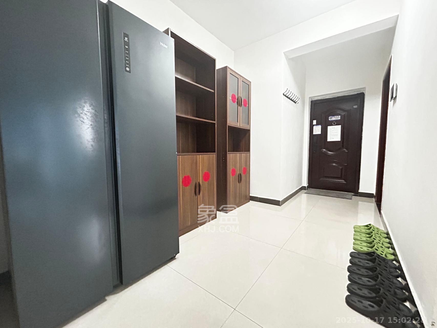 中国铁建梅溪青秀二期 4室2厅2卫 2600.0元/月 中国铁建梅溪青秀二期 4室2厅2卫 2600.0元/月室内图