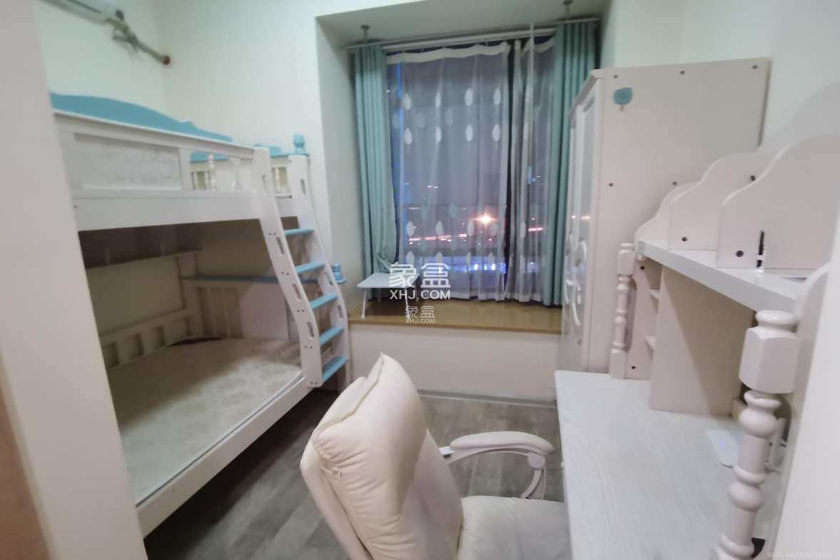 兰亭湾畔  1室1厅1卫    1100.0元/月 兰亭湾畔  1室1厅1卫    1100.0元/月室内图