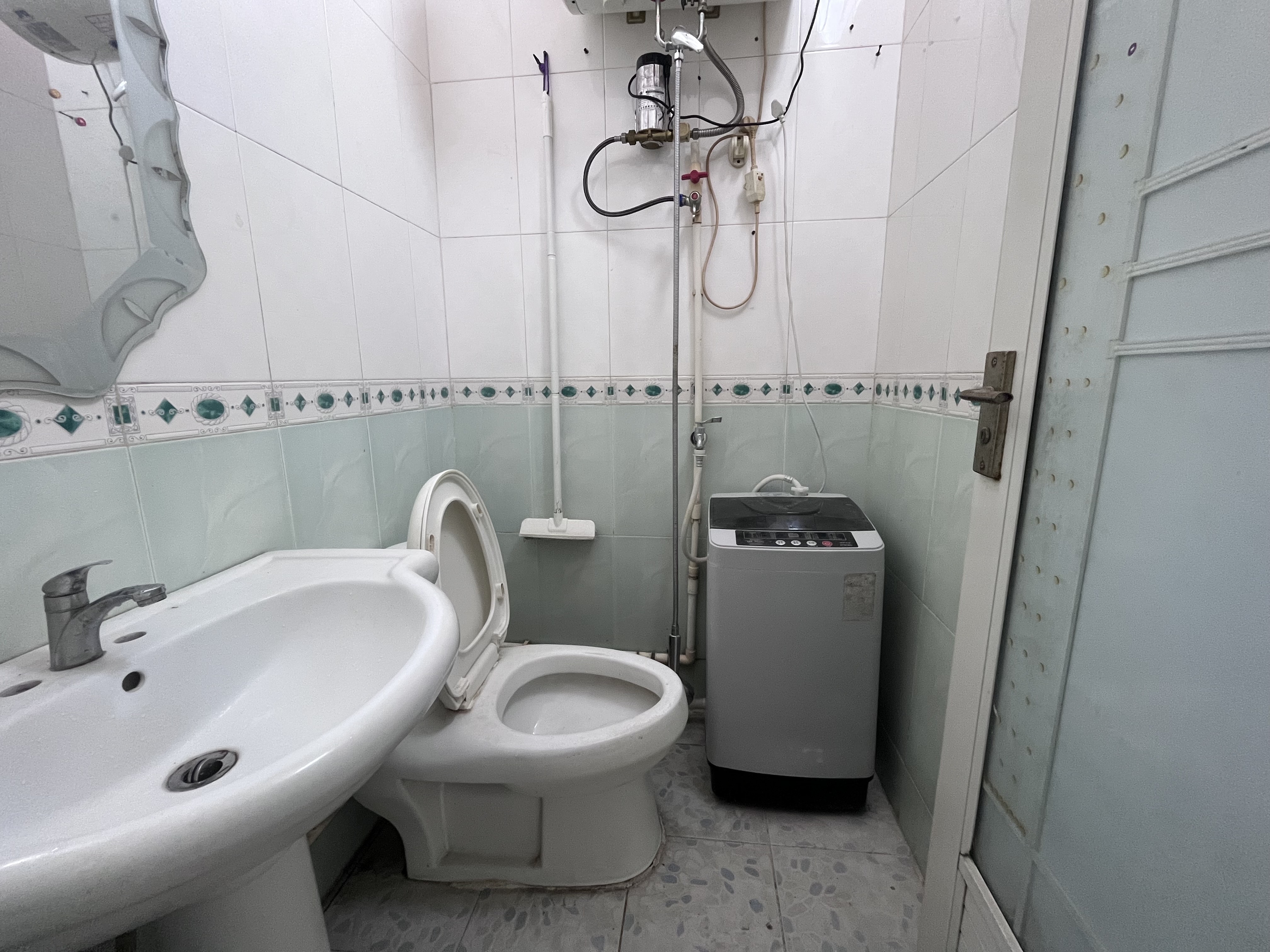 安海大厦  1室1厅1卫    1250.0元/月室内图