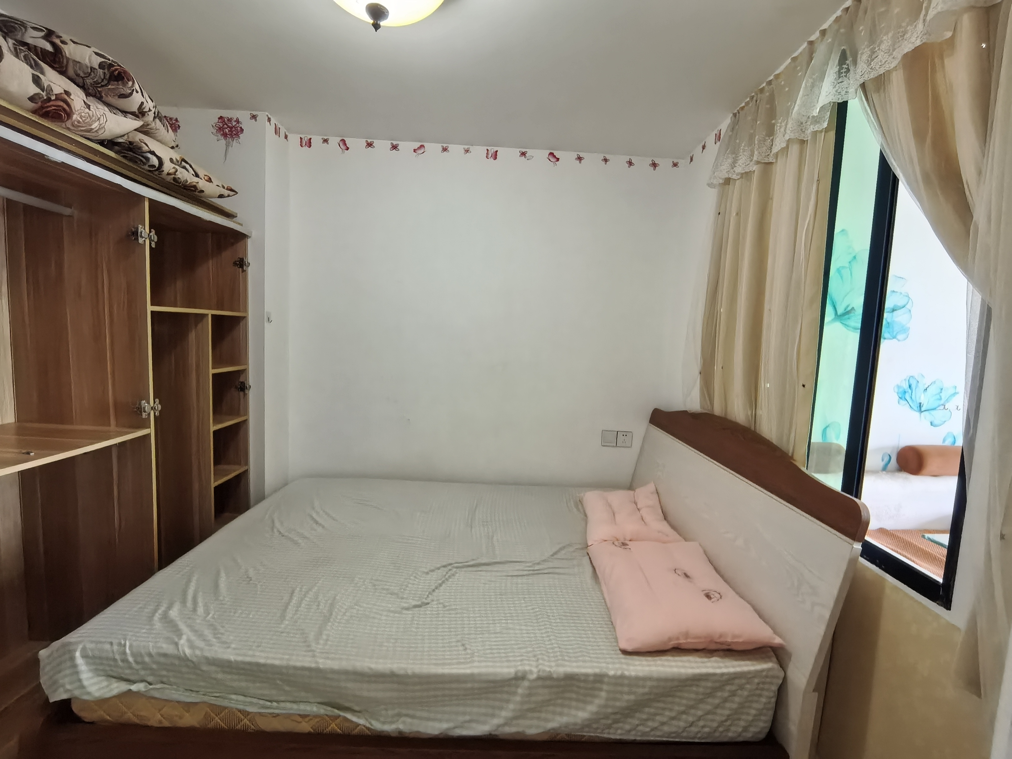 富源小区 1室1厅1卫 1500.0元/月 富源小区 1室1厅1卫 1500.0元/月室内图