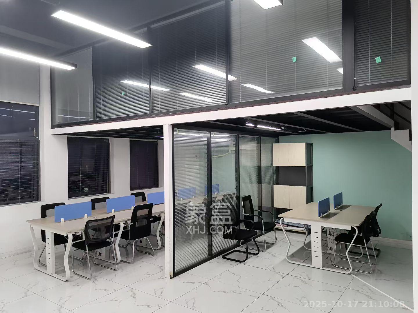 华润置地广场二期 1室1厅1卫 2500.0元/月 华润置地广场二期 1室1厅1卫 2500.0元/月室内图