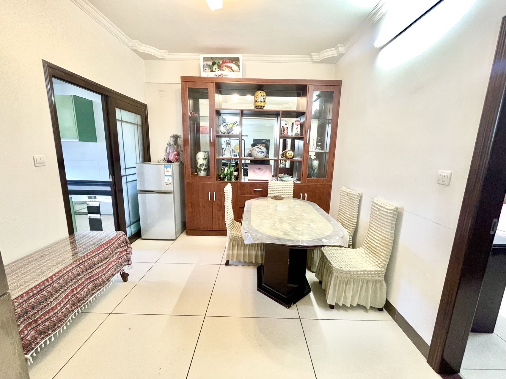 军安花苑  3室2厅1卫    3000.0元/月室内图