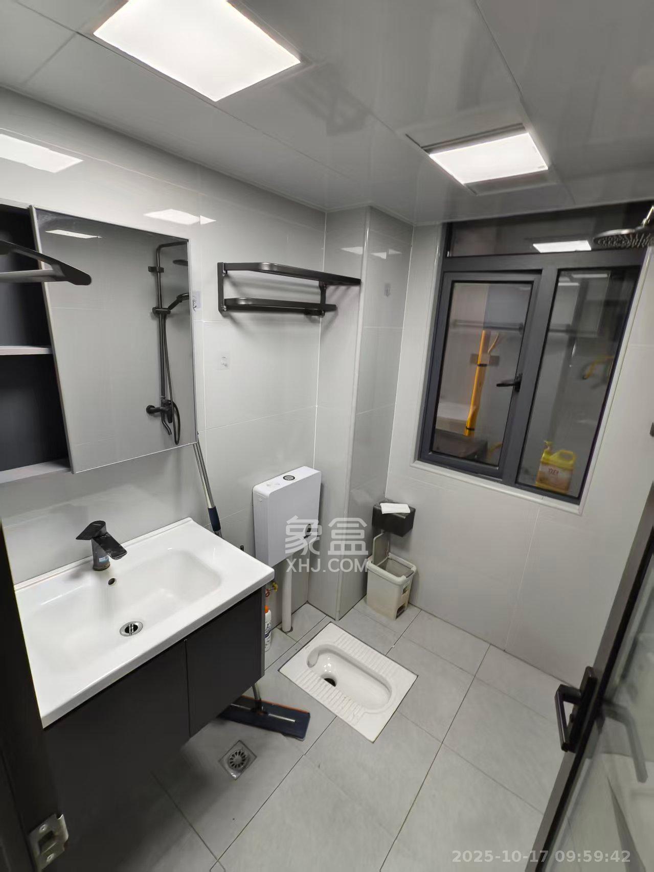 谷峰安置小区（惟德园）  2室2厅1卫    2000.0元/月室内图