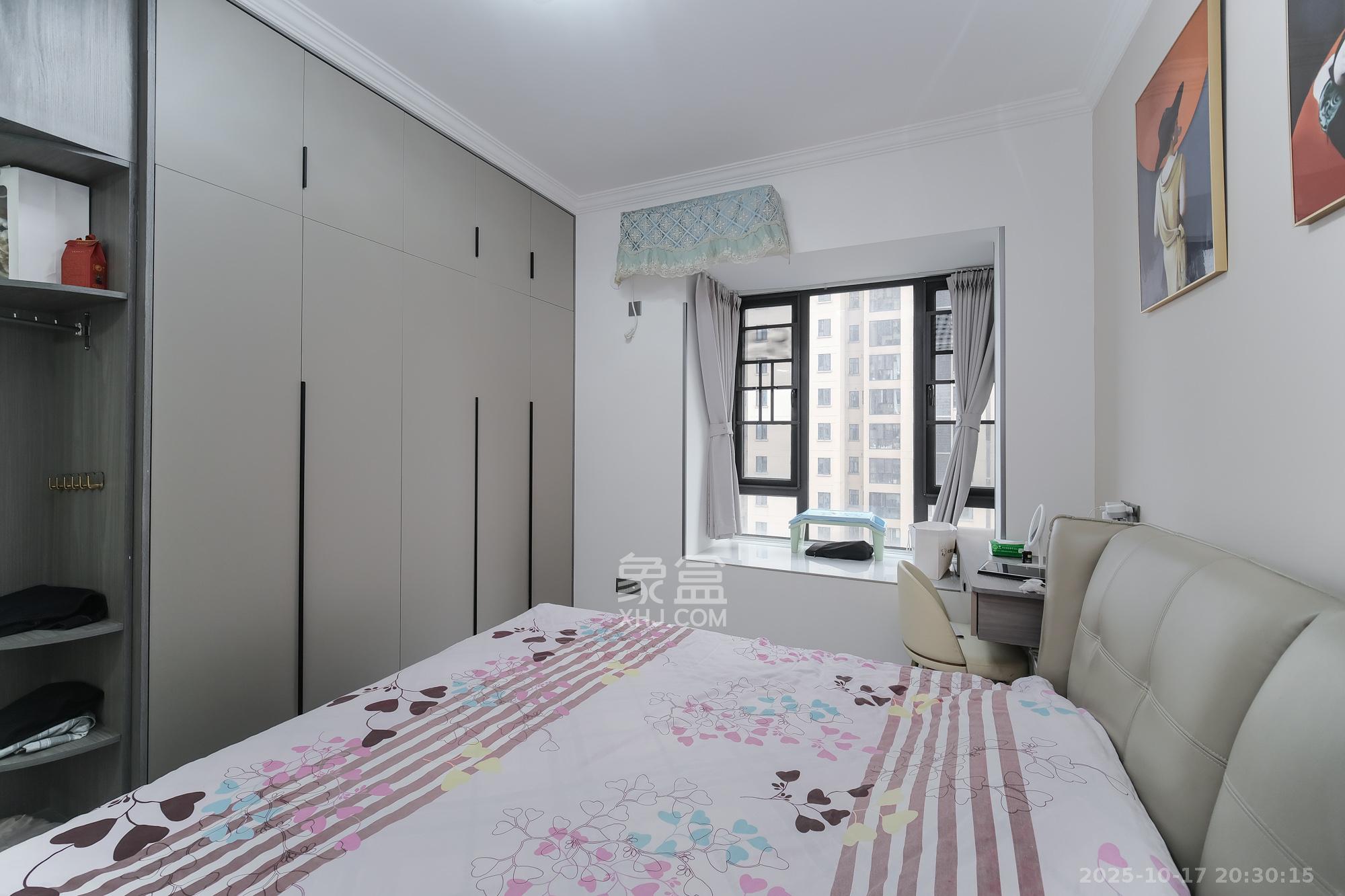 星雅美辰  1室0厅0卫    104.8万卧室