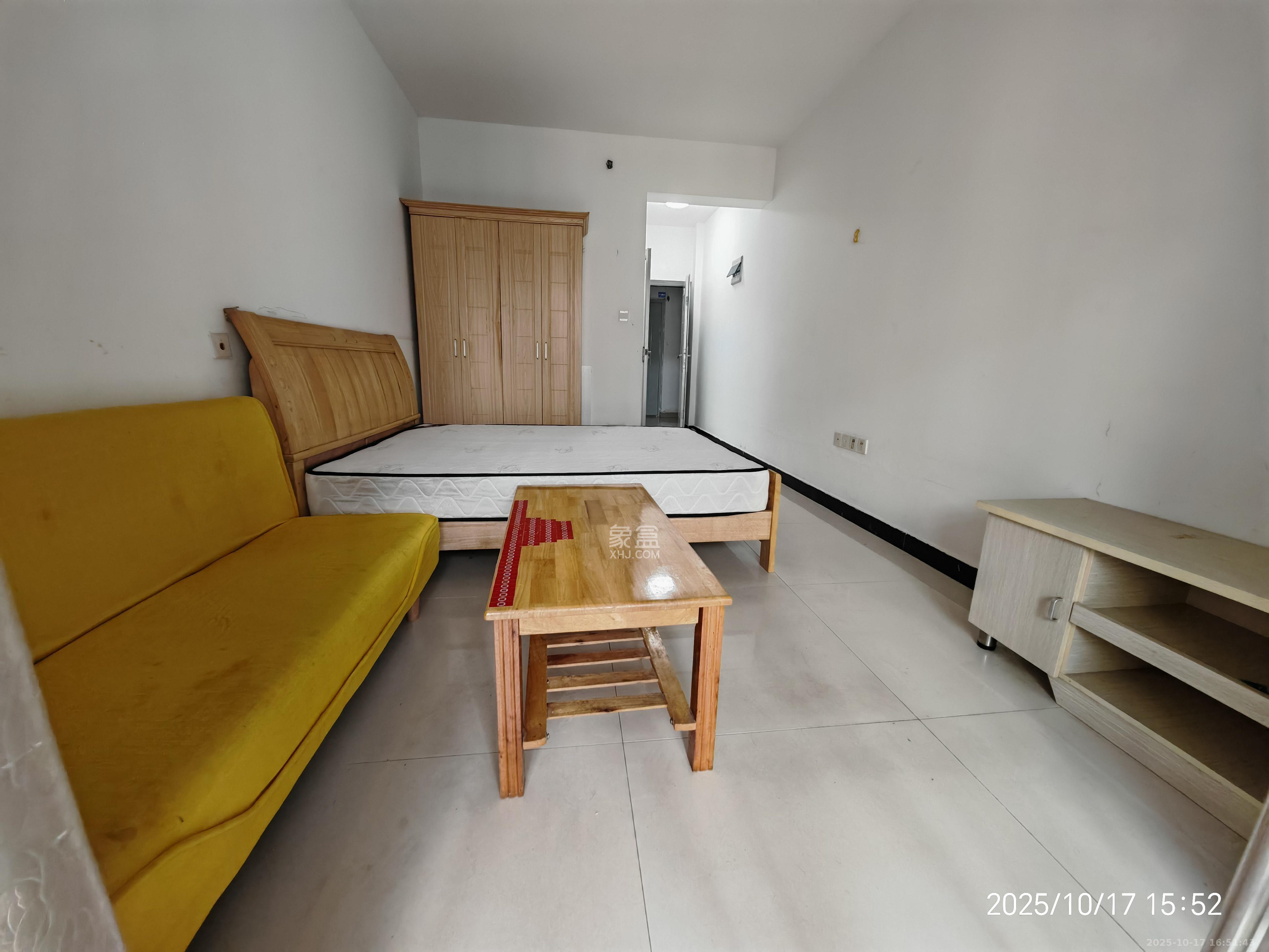 怡海星城  1室1厅1卫    800.0元/月室内图