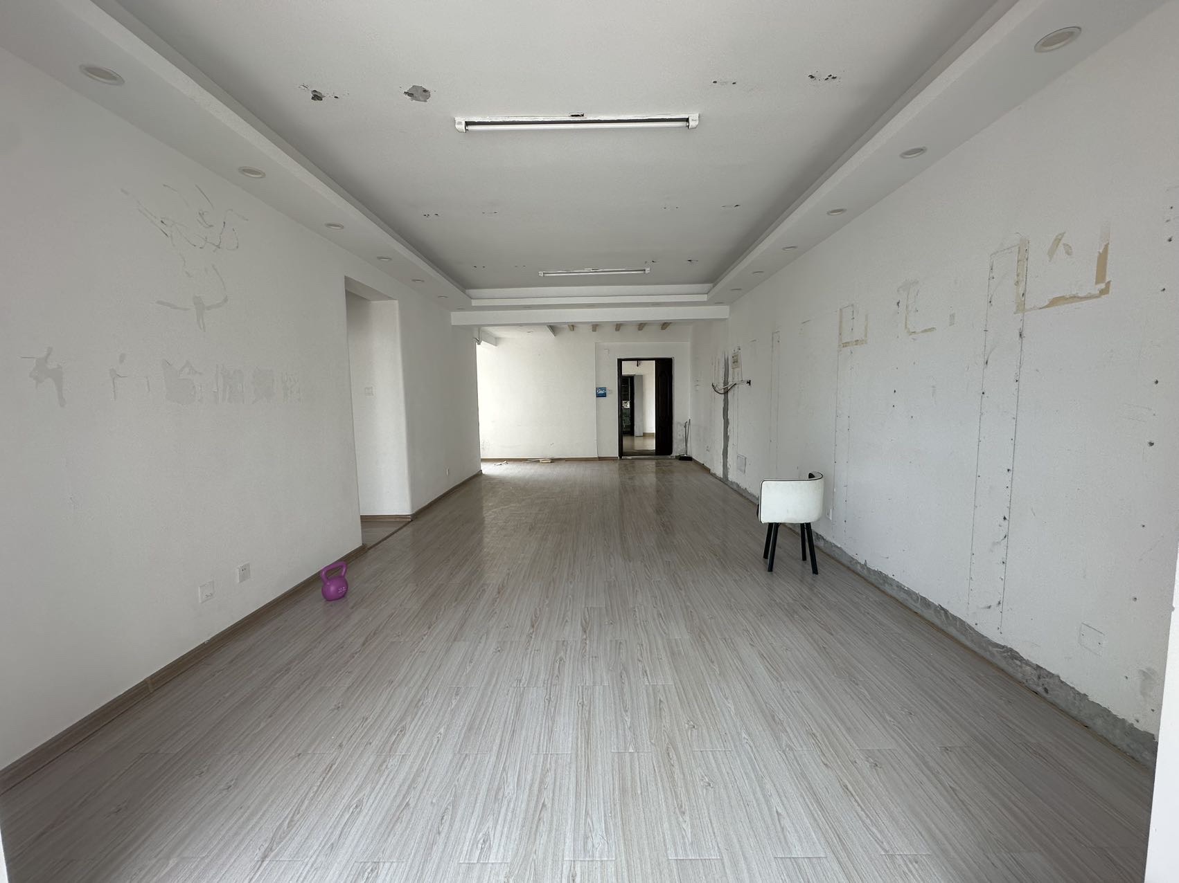 玉沙广场（京华城）  3室2厅2卫    3500.0元/月室内图