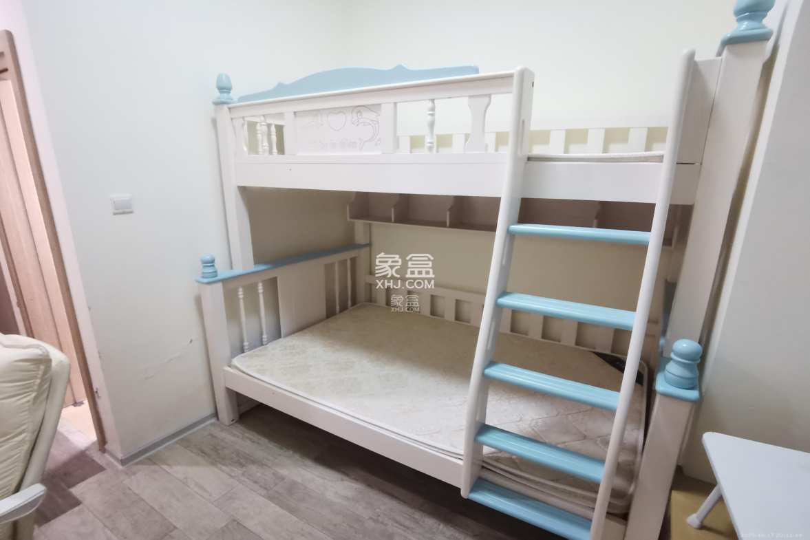 兰亭湾畔  1室1厅1卫    1100.0元/月 兰亭湾畔  1室1厅1卫    1100.0元/月室内图