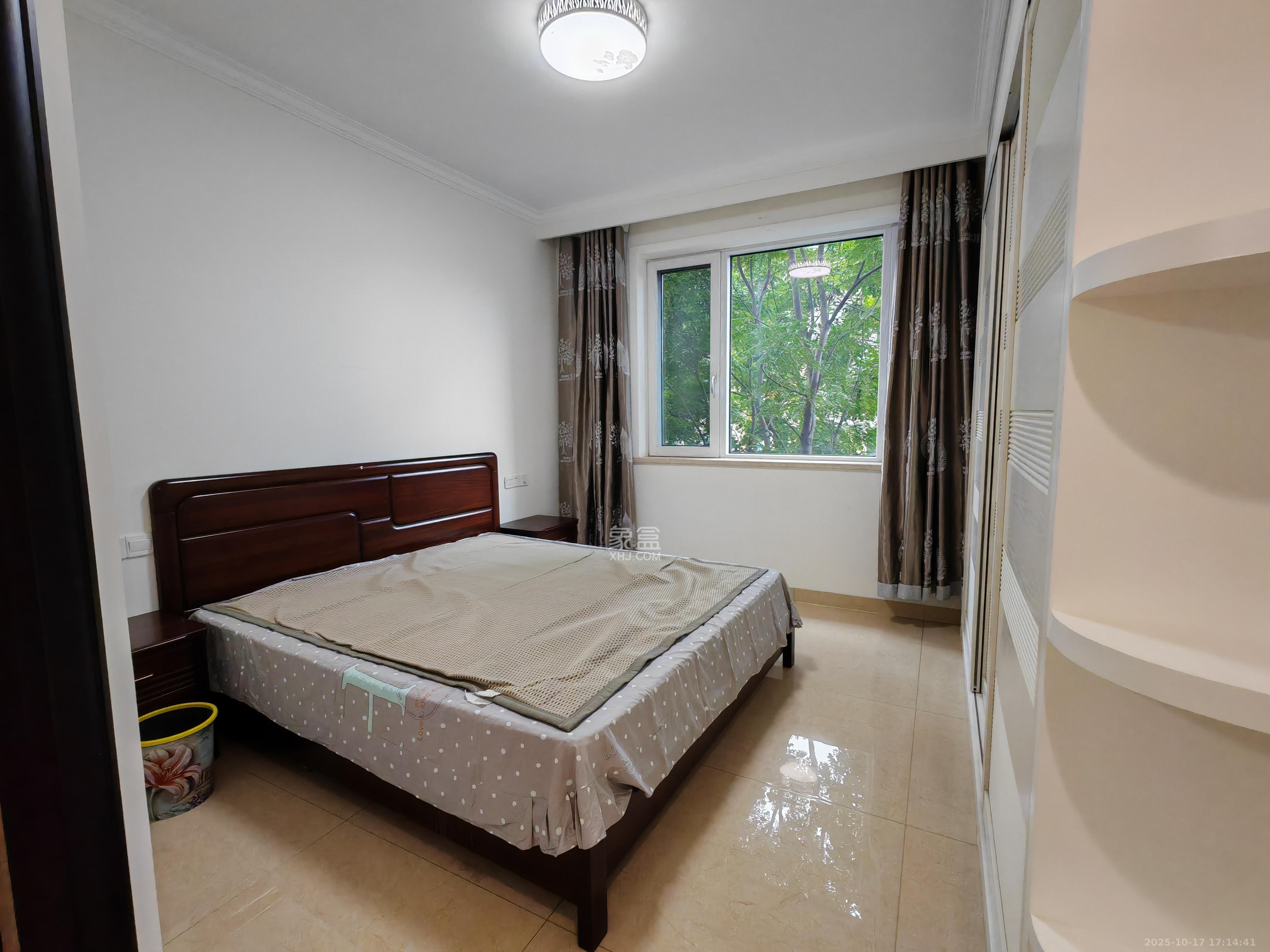 长房梅溪香山  4室2厅2卫    4000.0元/月室内图