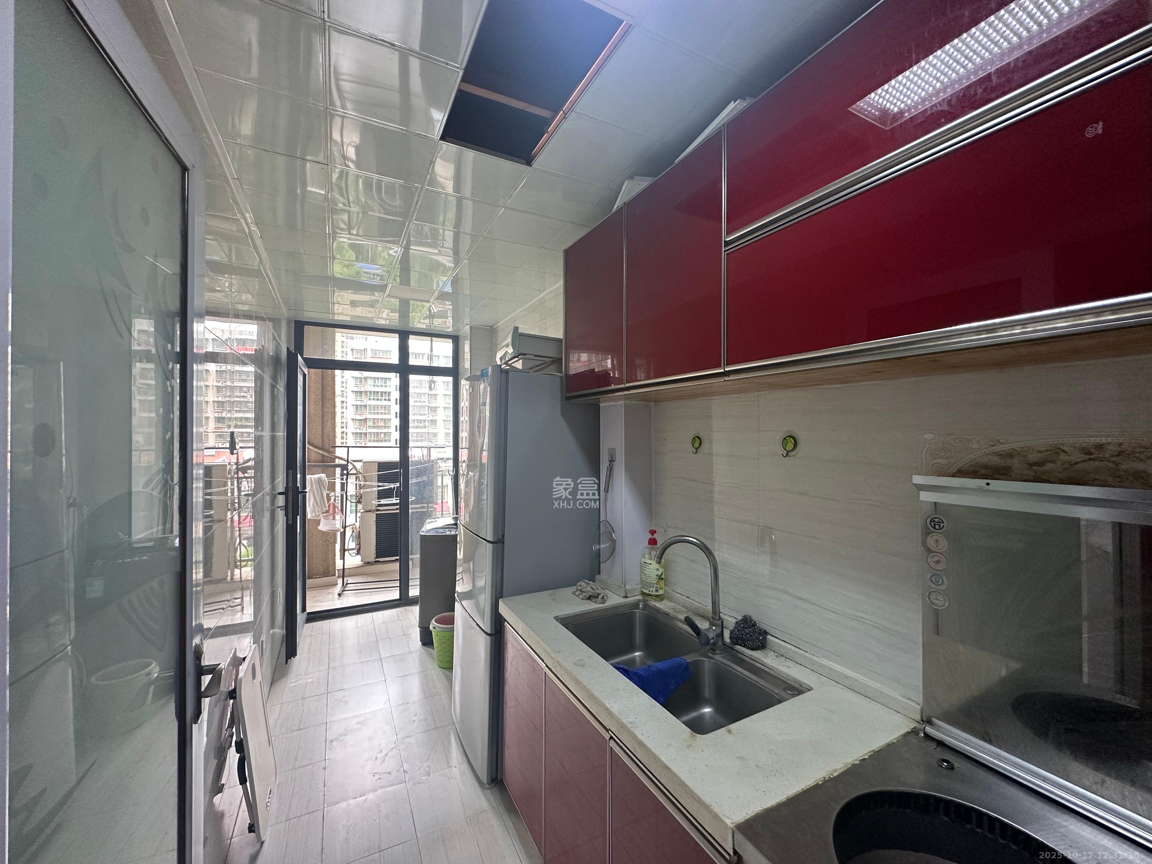 阳光锦城  2室1厅1卫    1800.0元/月 阳光锦城  2室1厅1卫    1800.0元/月室内图