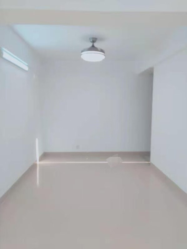 海鸿大厦  3室2厅2卫    3500.0元/月室内图