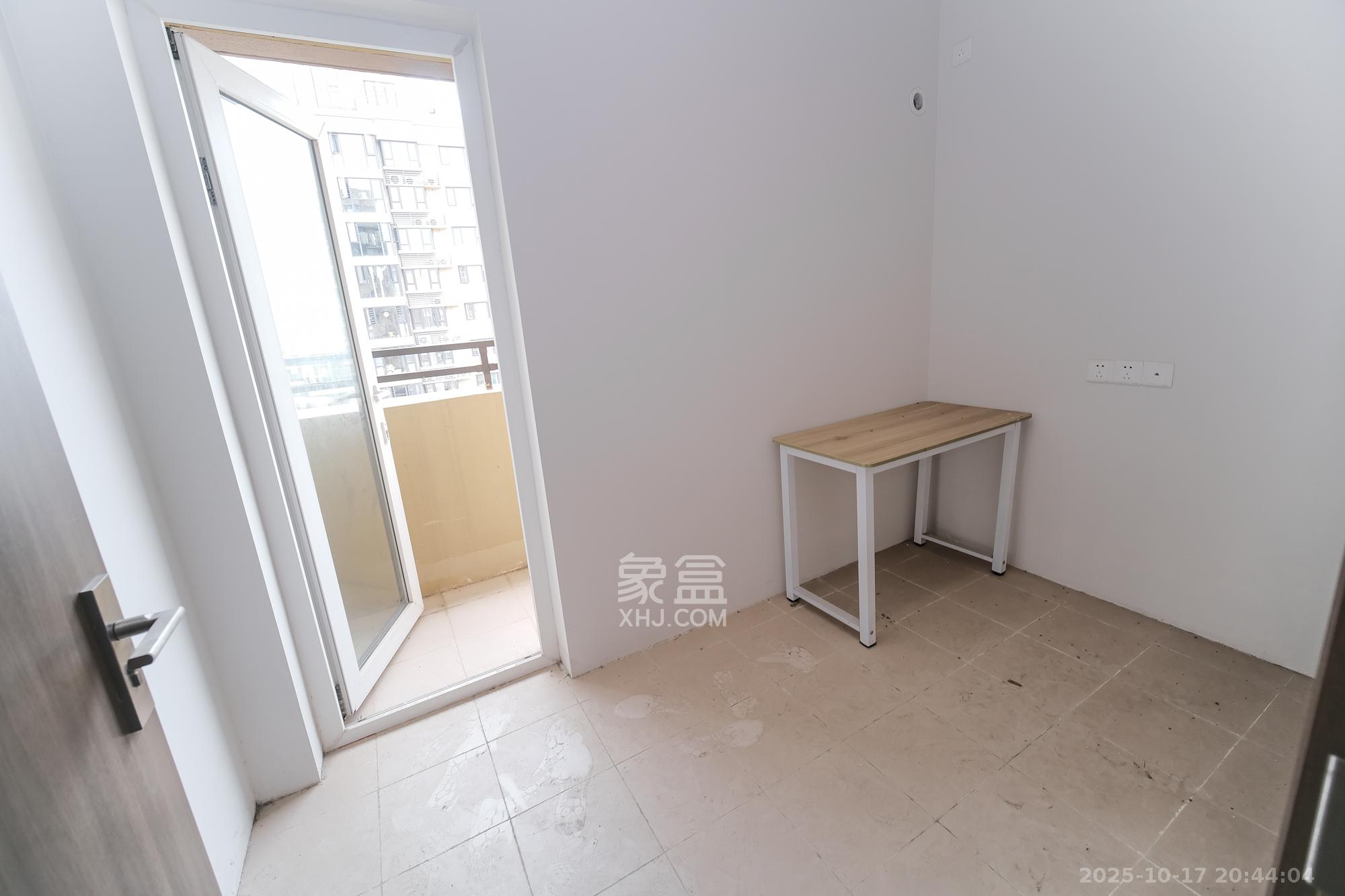 保利香槟国际 4室2厅2卫 95.0万 保利香槟国际 4室2厅2卫 95.0万卧室