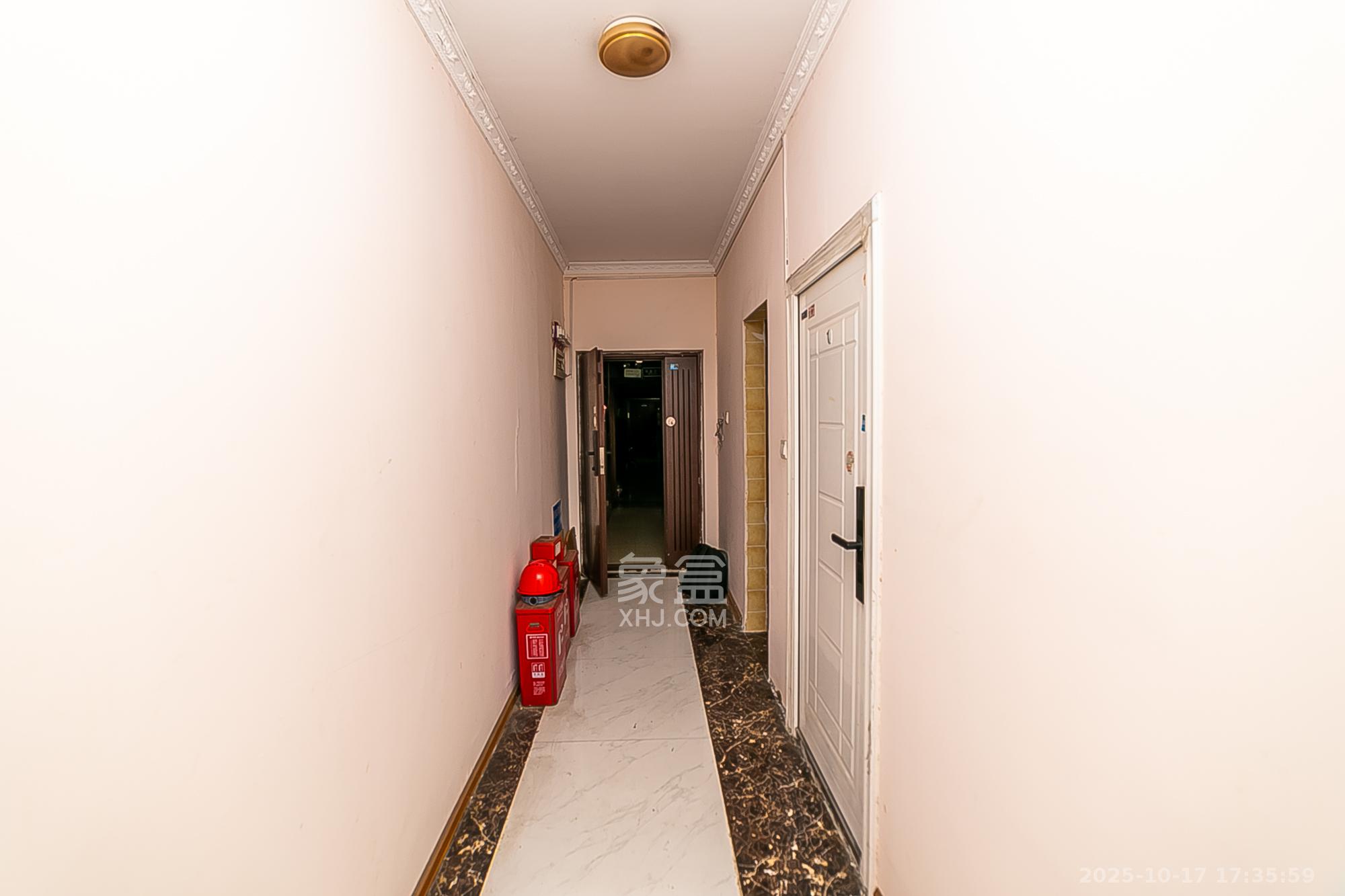 通用时代国际社区  4室2厅2卫    136.0万其他