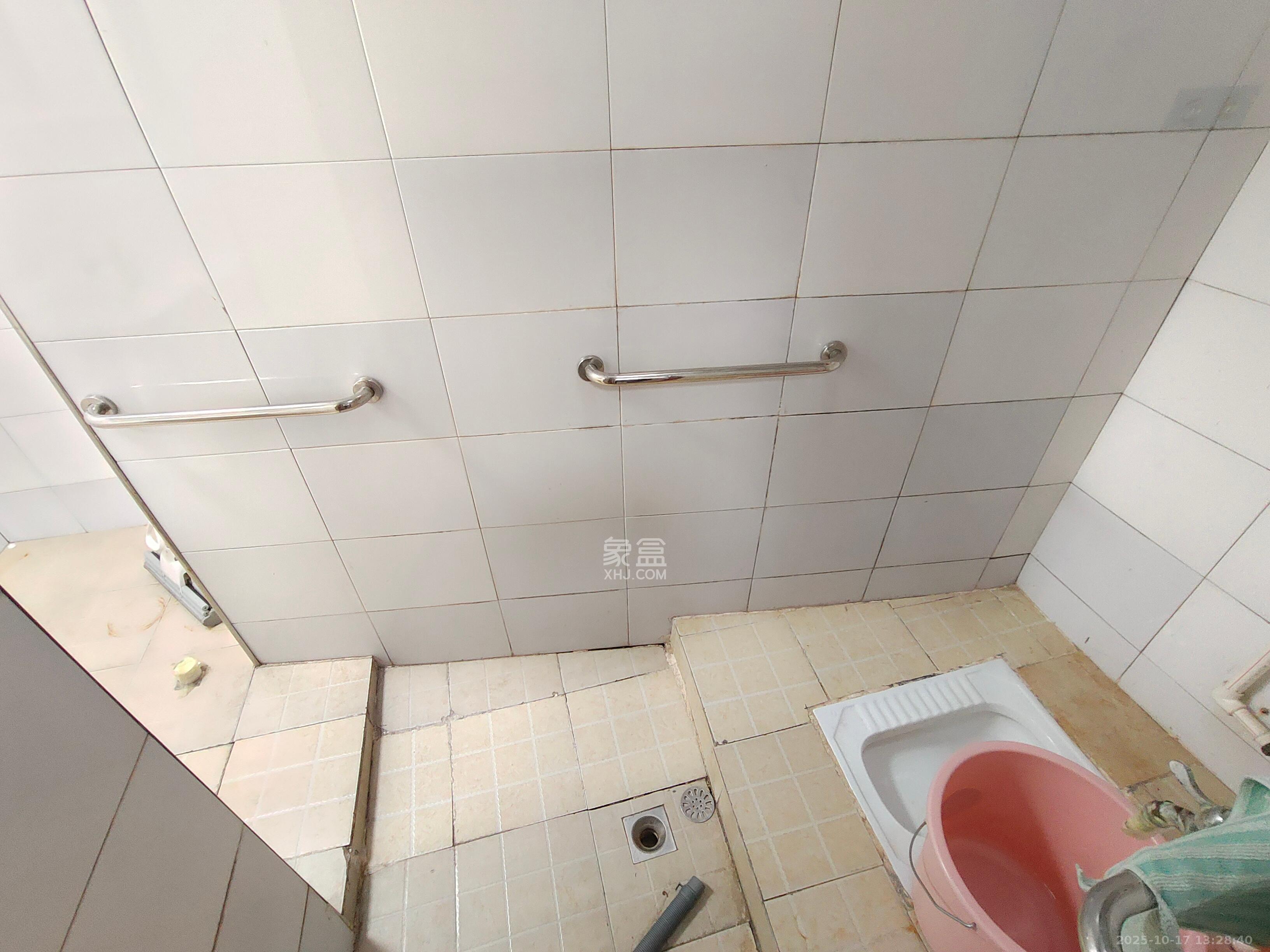 桂花二村  2室1厅1卫    1400.0元/月 桂花二村  2室1厅1卫    1400.0元/月室内图