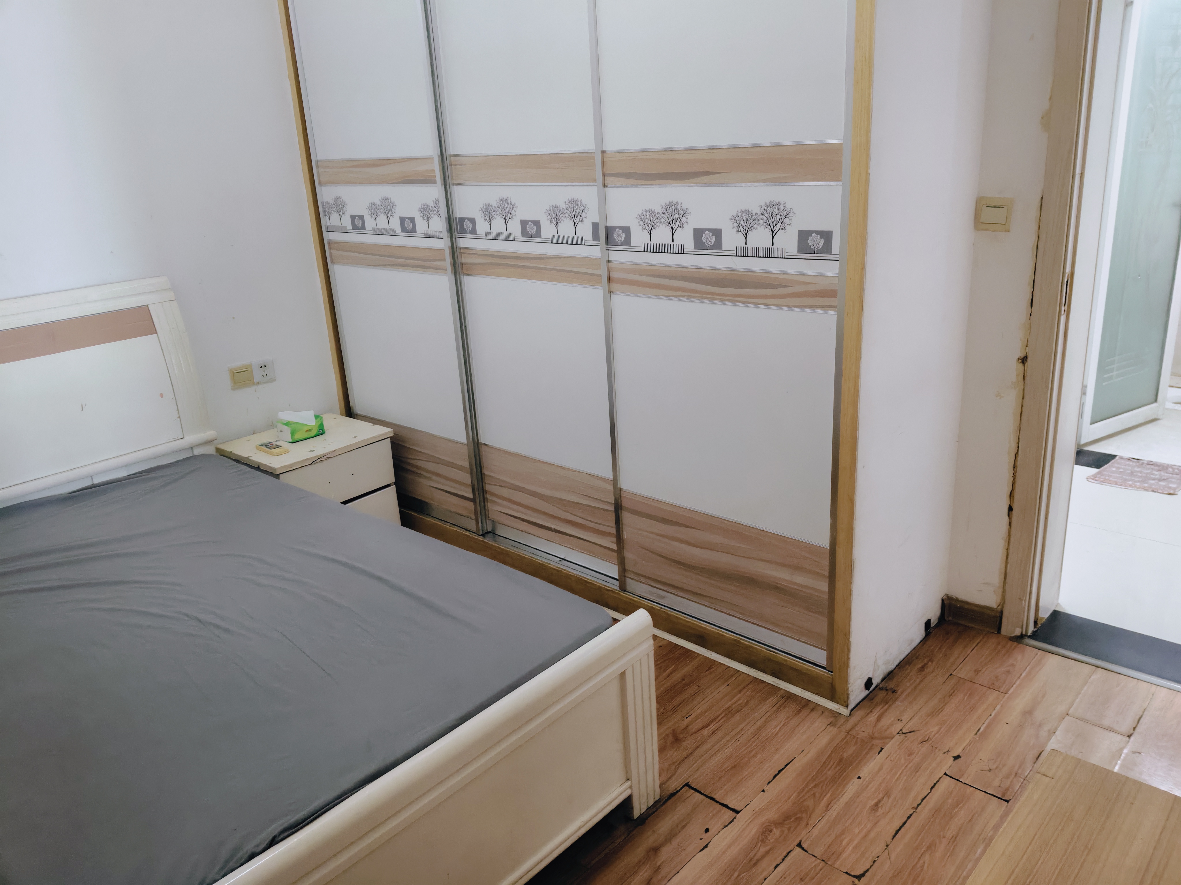 进步亚泰 1室0厅0卫 1360.0元/月 进步亚泰 1室0厅0卫 1360.0元/月室内图