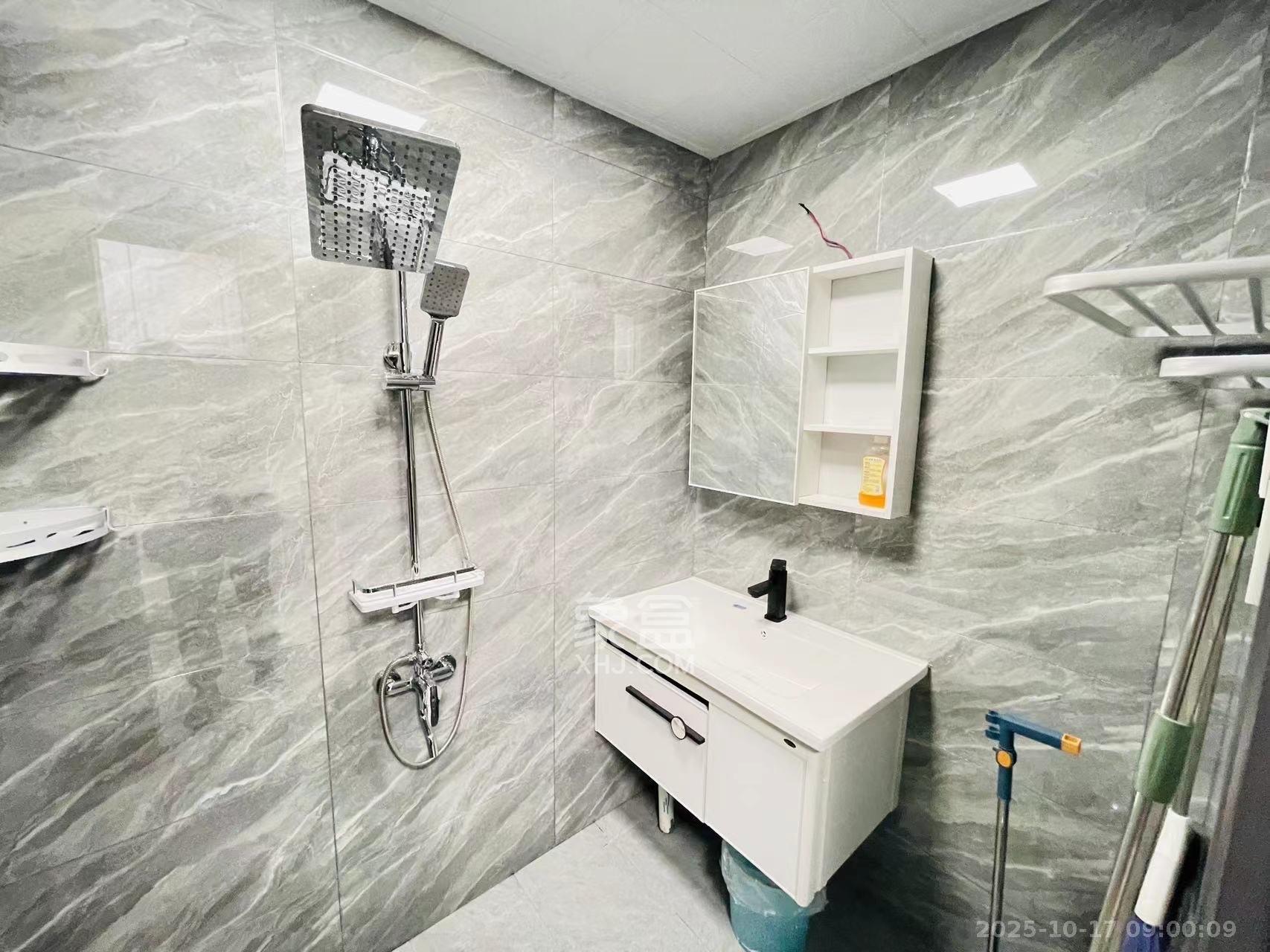 新力铂园(江山云著) 1室0厅0卫 1500.0元/月 新力铂园(江山云著) 1室0厅0卫 1500.0元/月室内图