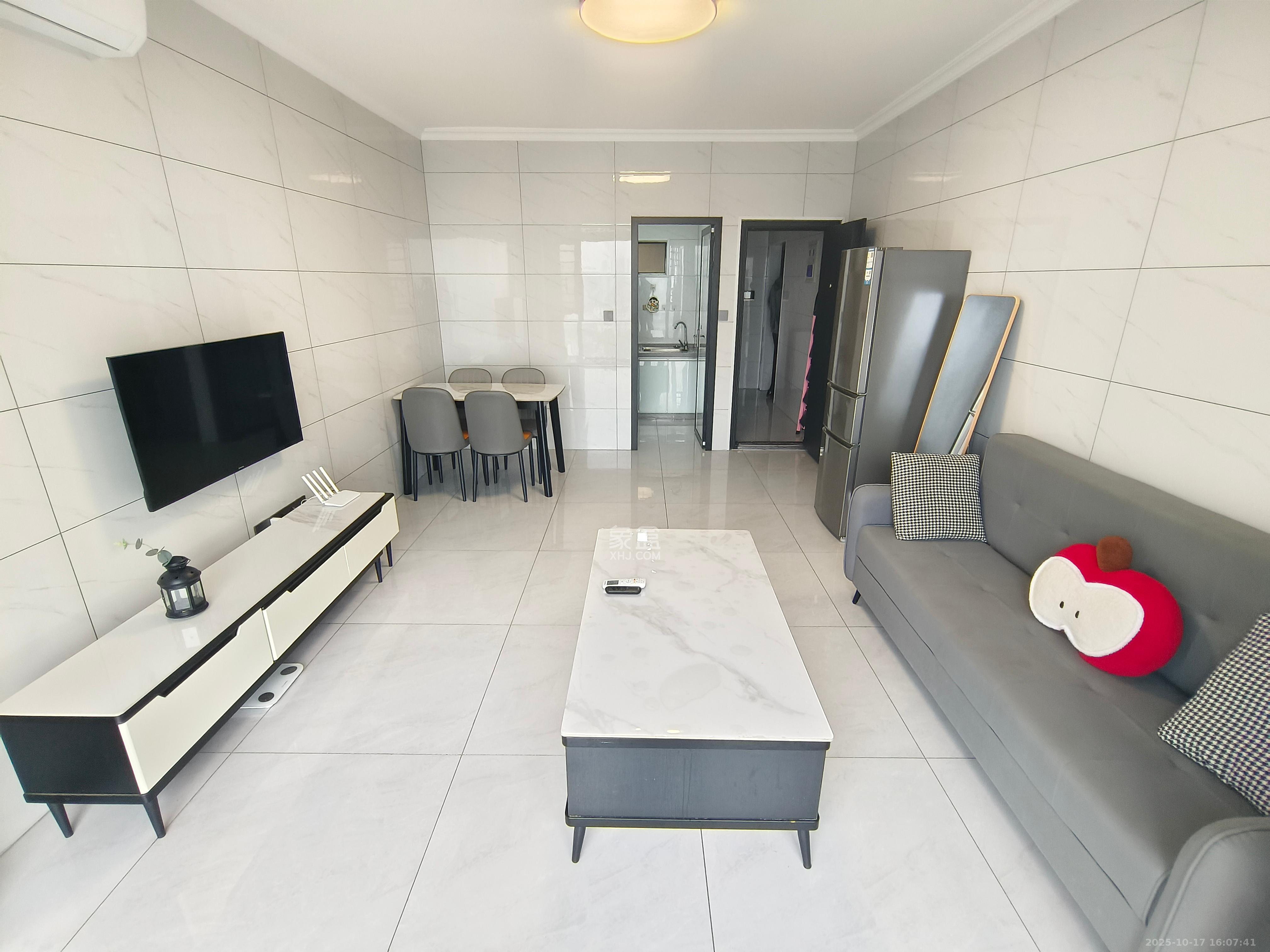 和润园三期  1室1厅1卫    1900.0元/月室内图