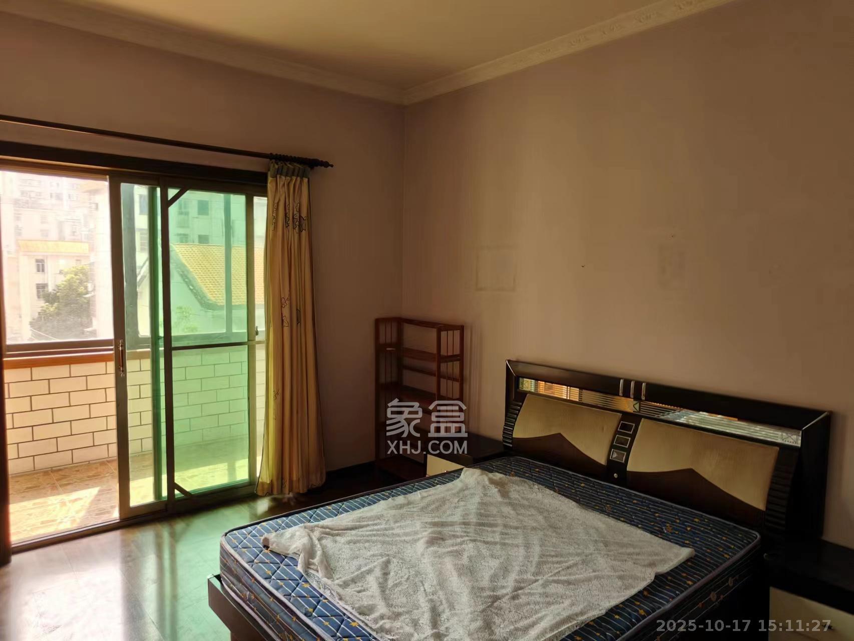 物资厅宿舍(五一大道) 2室1厅1卫 2000.0元/月 物资厅宿舍(五一大道) 2室1厅1卫 2000.0元/月室内图