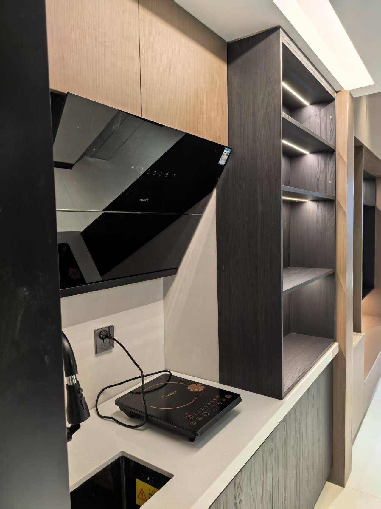 梓山湖公馆  1室1厅1卫    1680.0元/月 梓山湖公馆  1室1厅1卫    1680.0元/月室内图