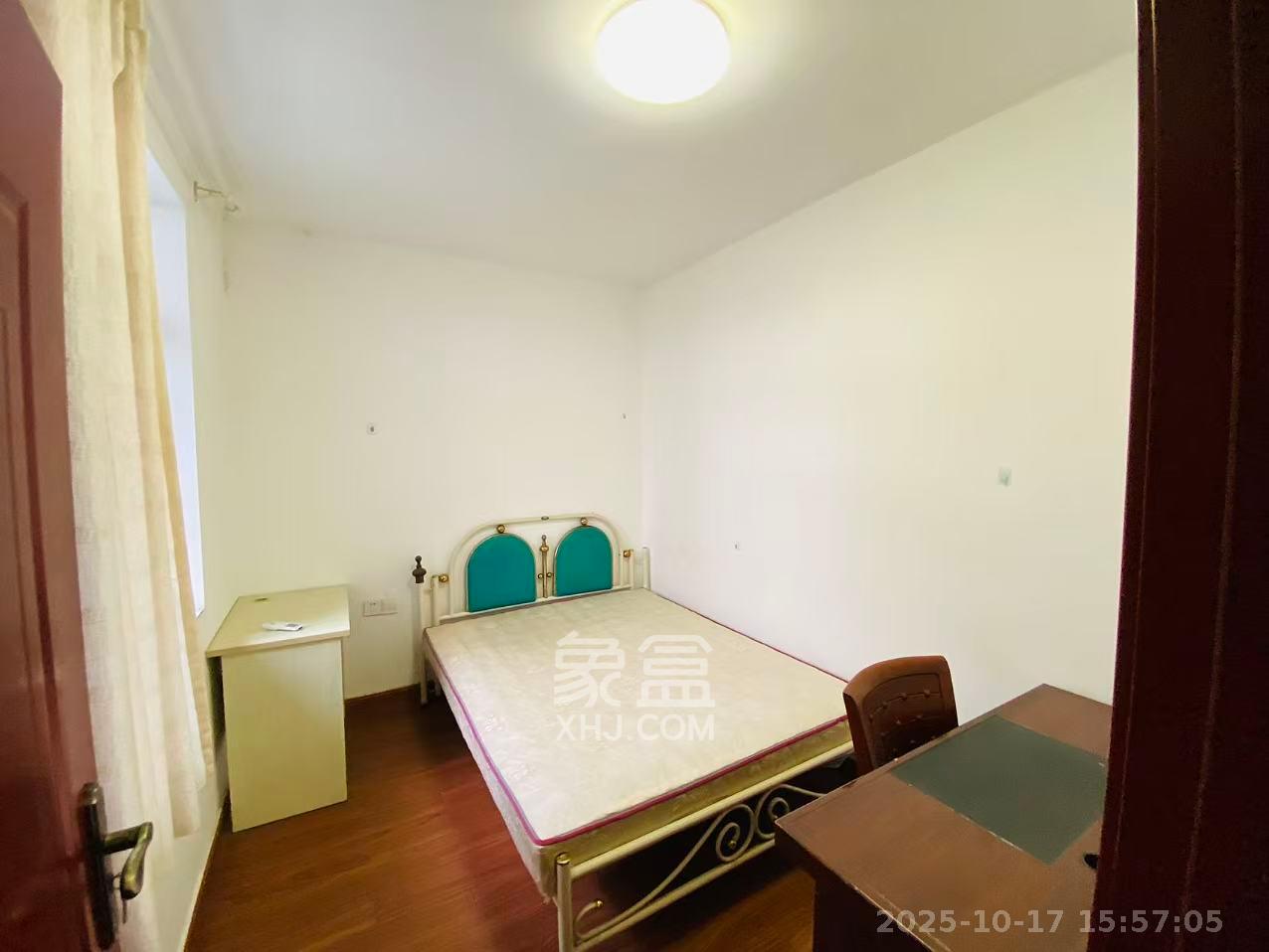 东文庙坪  2室2厅1卫    2500.0元/月室内图