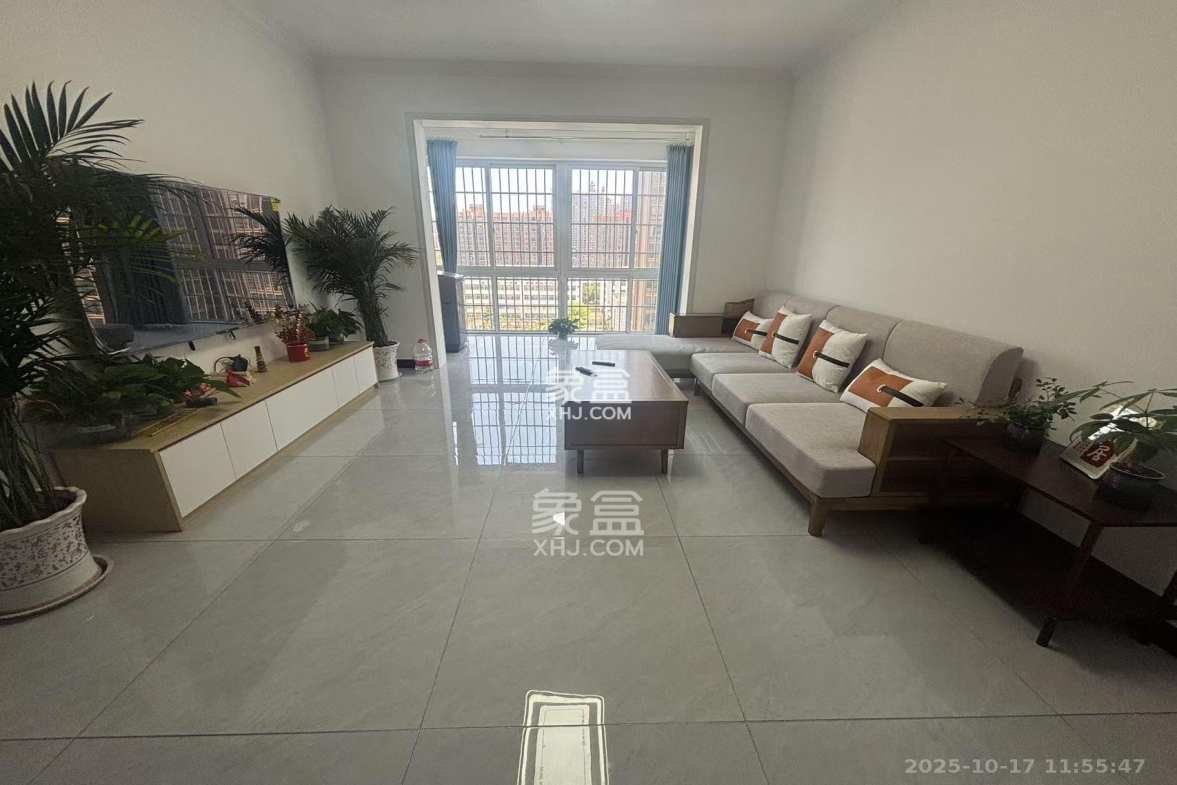 爵士湘 3室2厅2卫 2500.0元/月 爵士湘 3室2厅2卫 2500.0元/月室内图