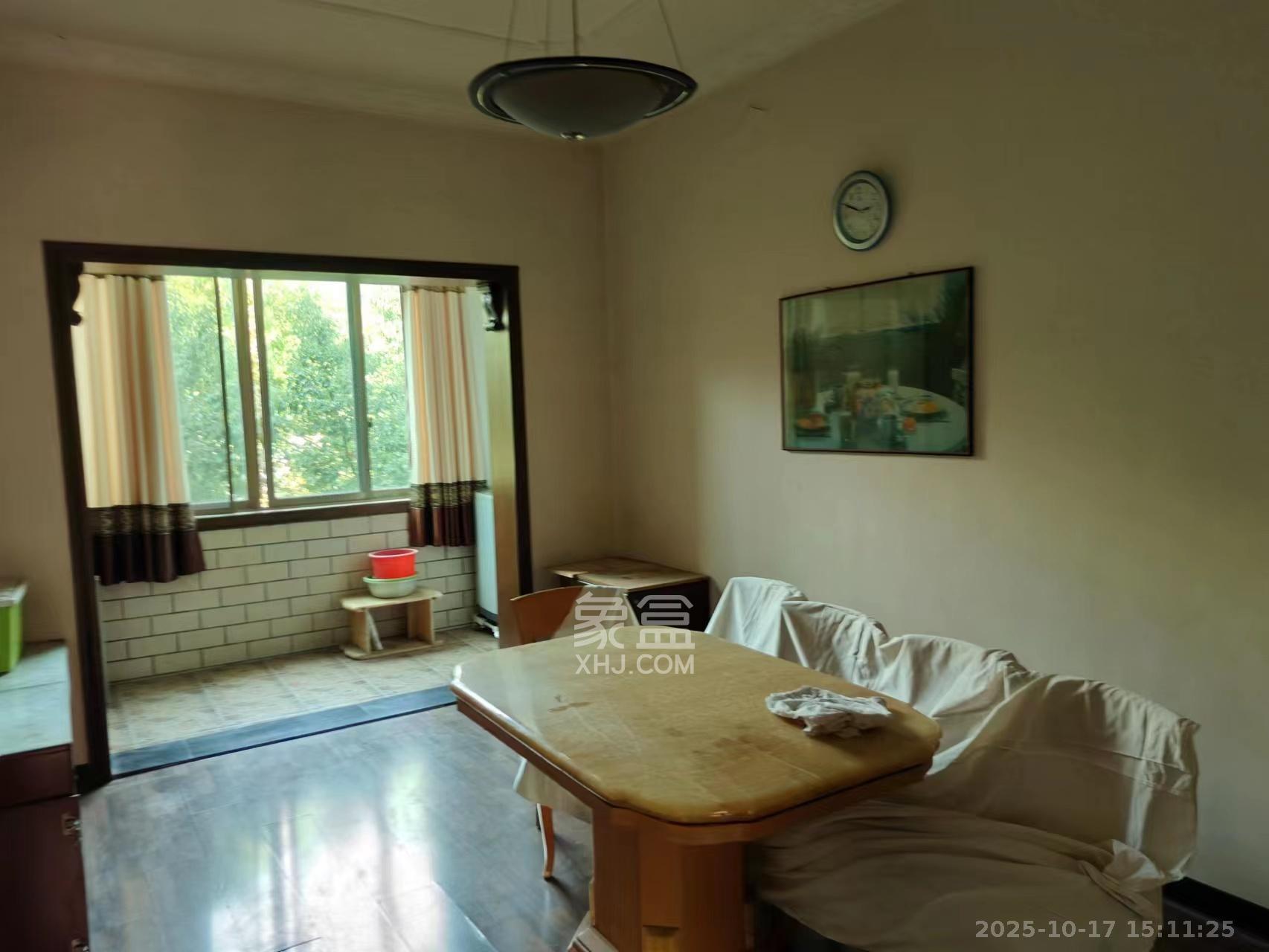 物资厅宿舍(五一大道) 2室1厅1卫 2000.0元/月 物资厅宿舍(五一大道) 2室1厅1卫 2000.0元/月室内图