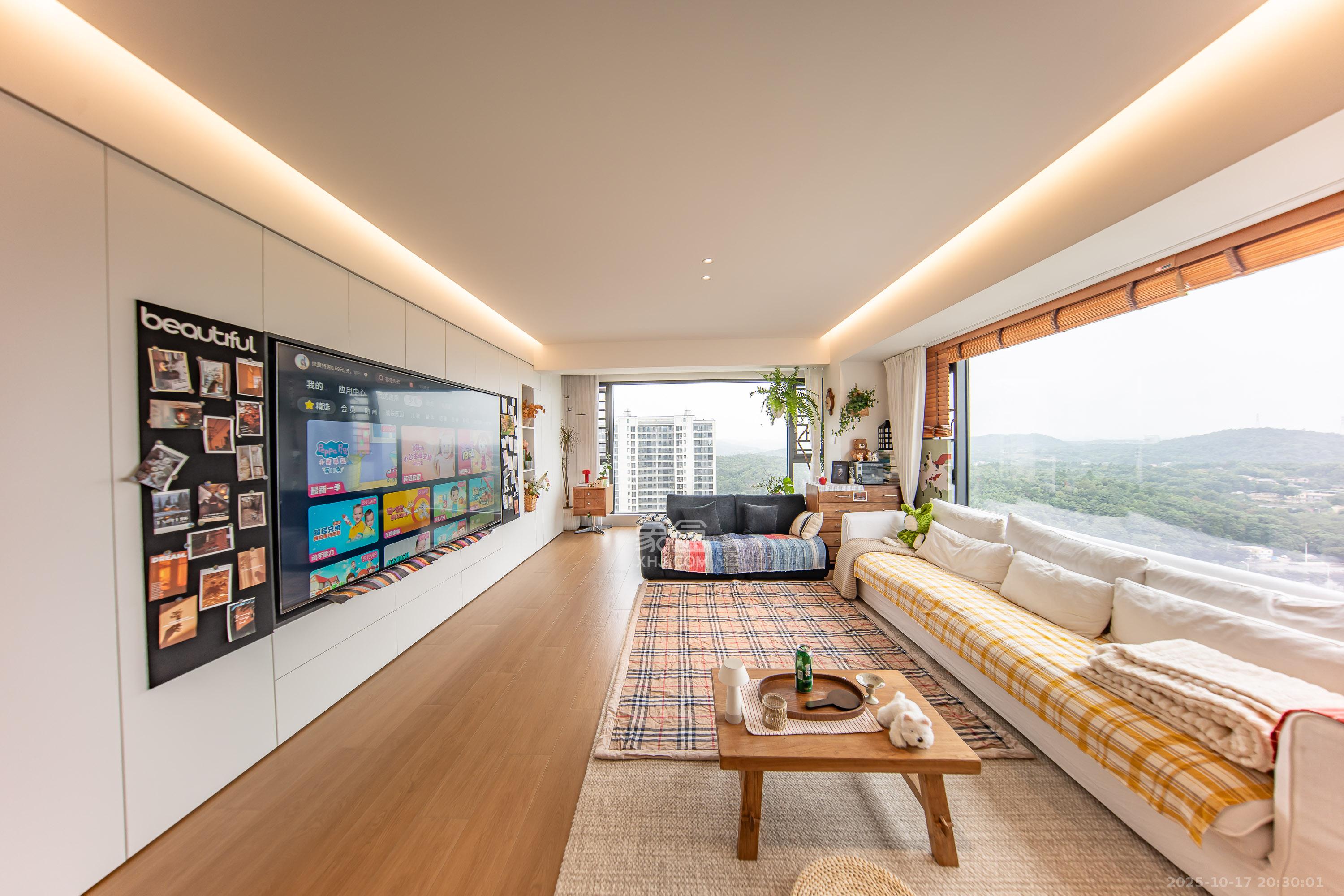 金茂长沙国际社区  4室2厅2卫    185.0万 金茂长沙国际社区  4室2厅2卫    185.0万客厅