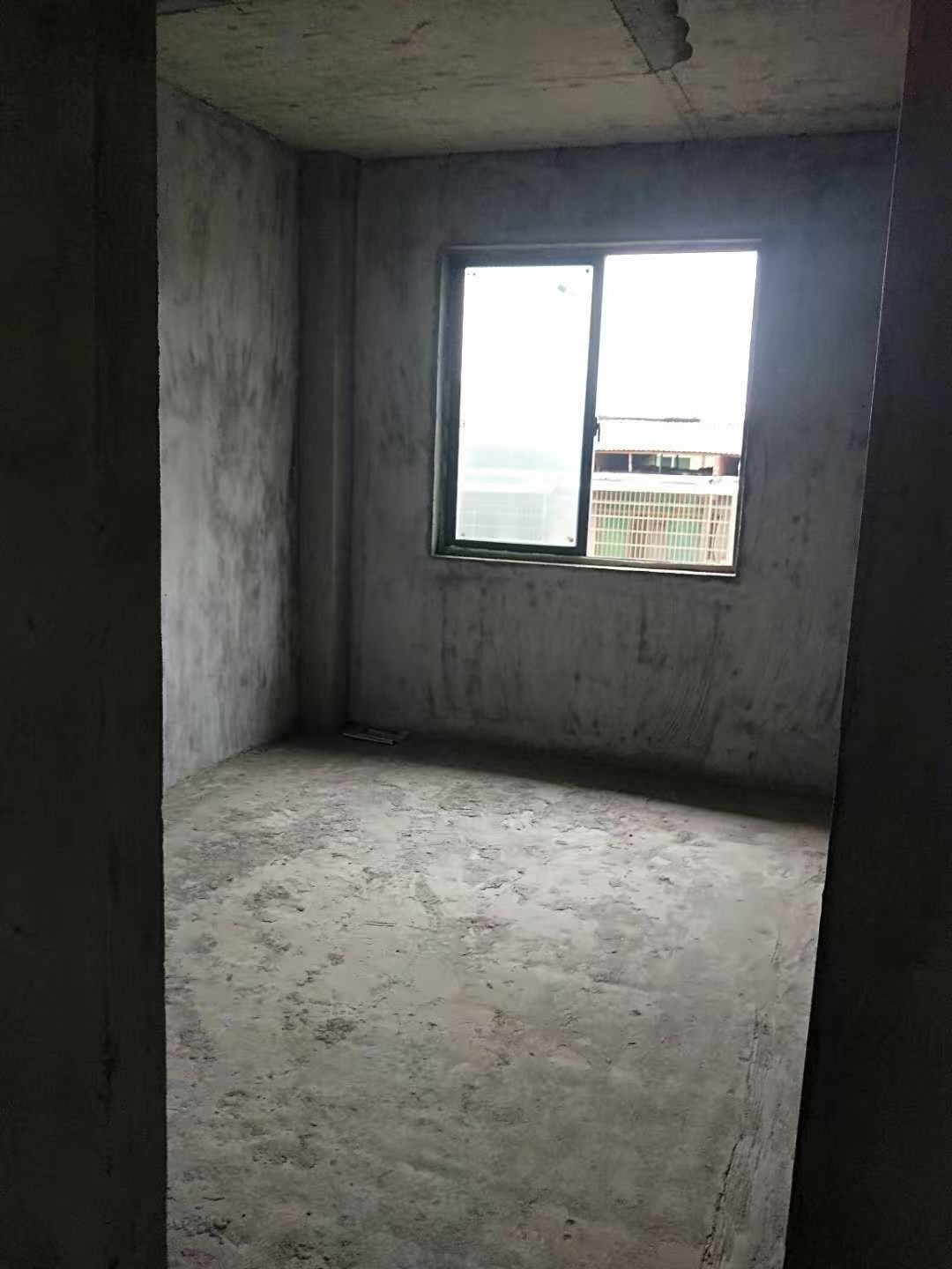 滨江花园  2室1厅1卫    38.3万客厅