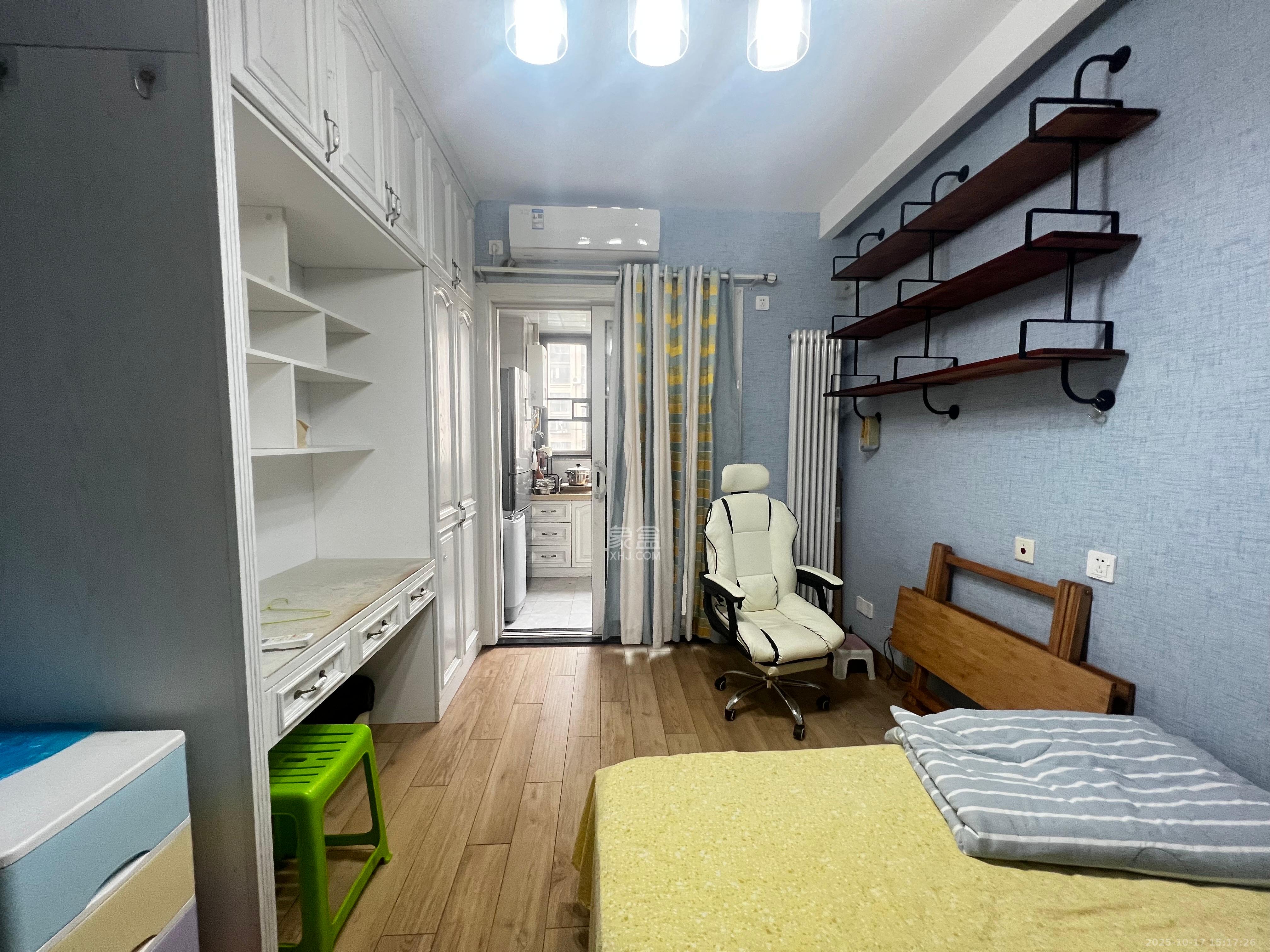 怡海星城 1室1厅1卫 900.0元/月 怡海星城 1室1厅1卫 900.0元/月室内图