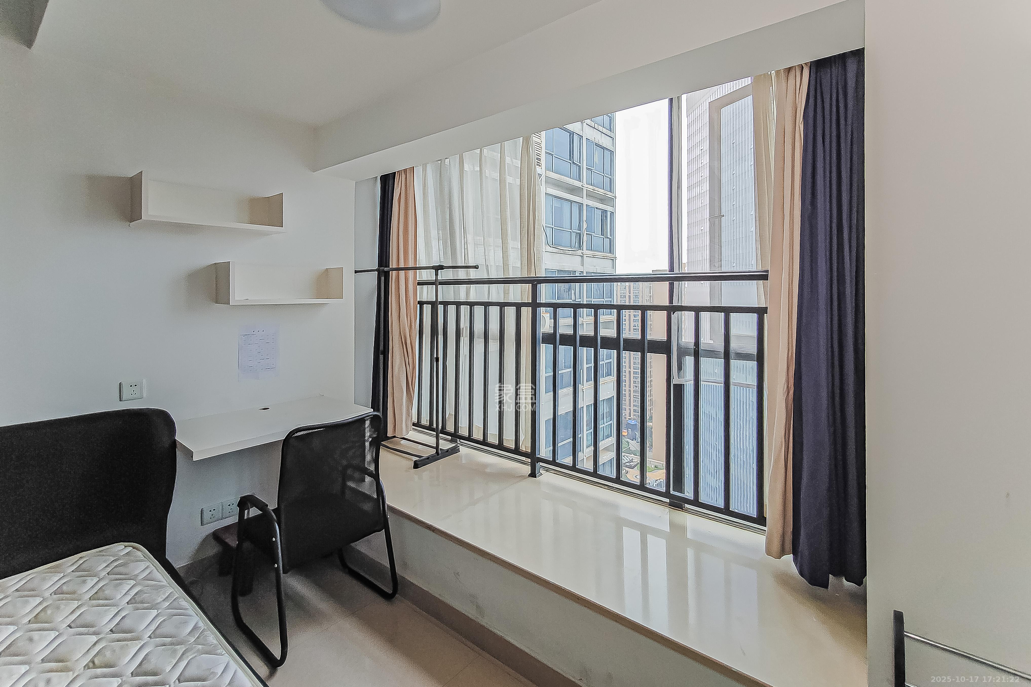 云鼎公馆 1室1厅1卫 30.0万 云鼎公馆 1室1厅1卫 30.0万阳台