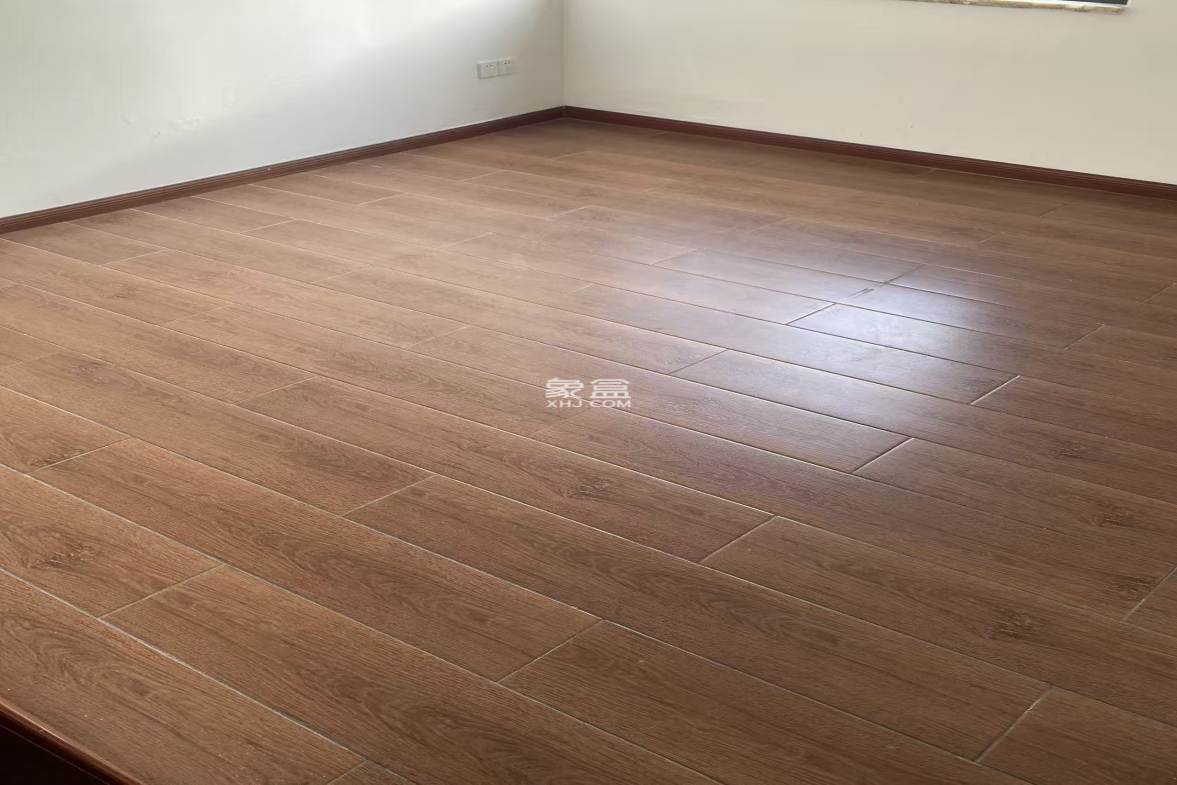 万花坊铂金公馆别墅 6室3厅2卫 17000.0元/月 万花坊铂金公馆别墅 6室3厅2卫 17000.0元/月室内图