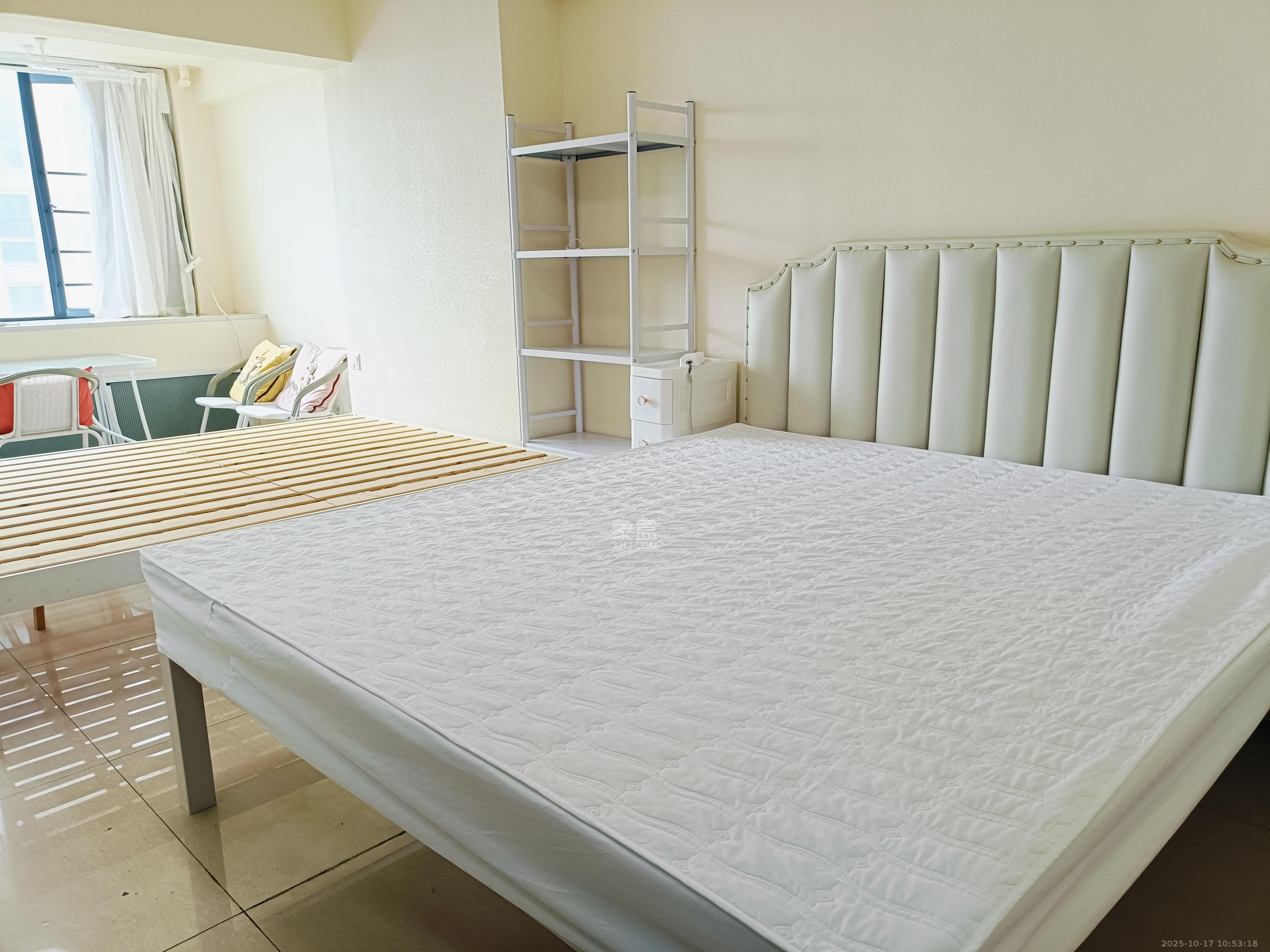 观园国际公寓  1室1厅1卫    1700.0元/月 观园国际公寓  1室1厅1卫    1700.0元/月