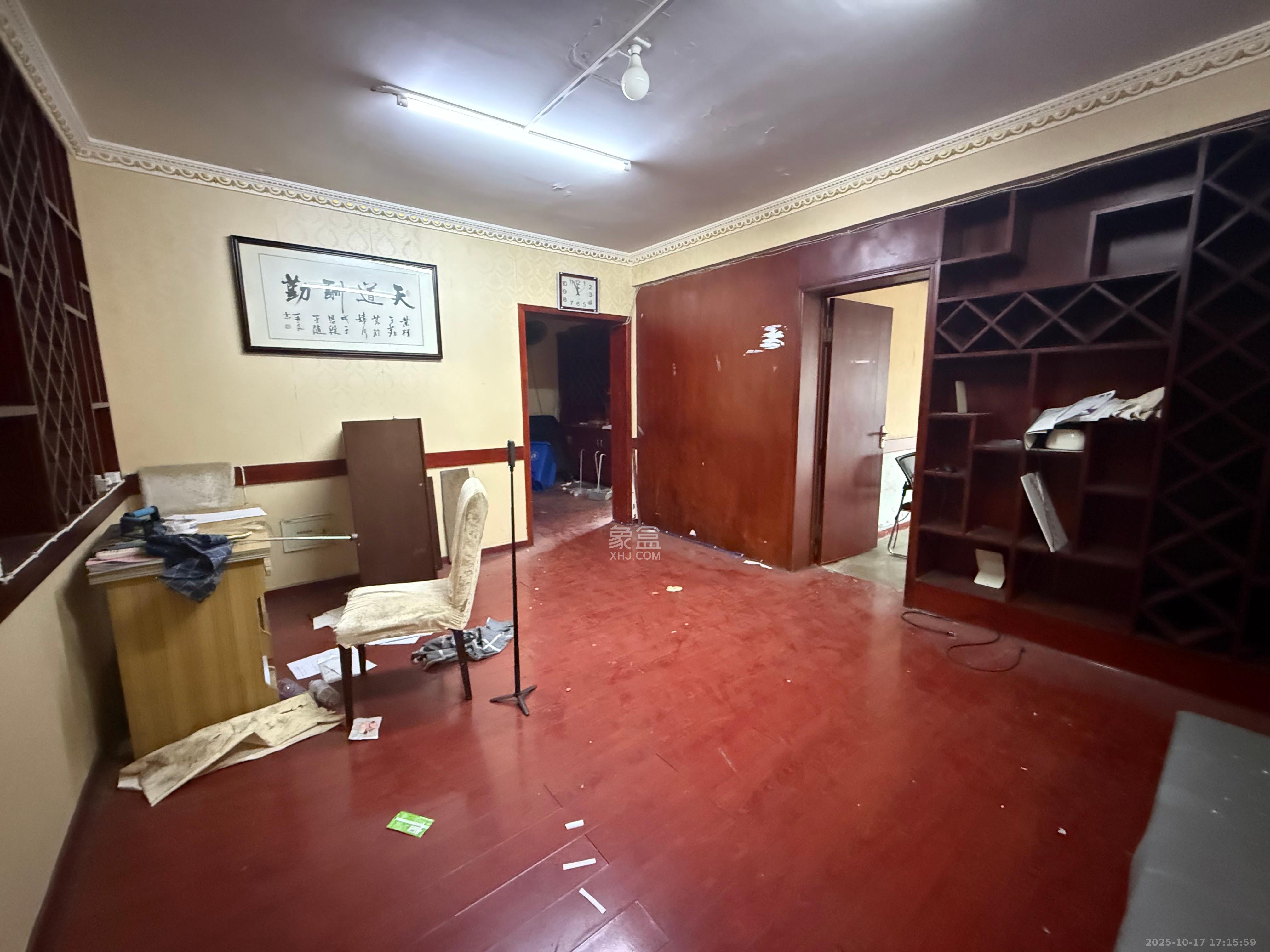 君庭金福苑  2室2厅1卫    4000.0元/月室内图