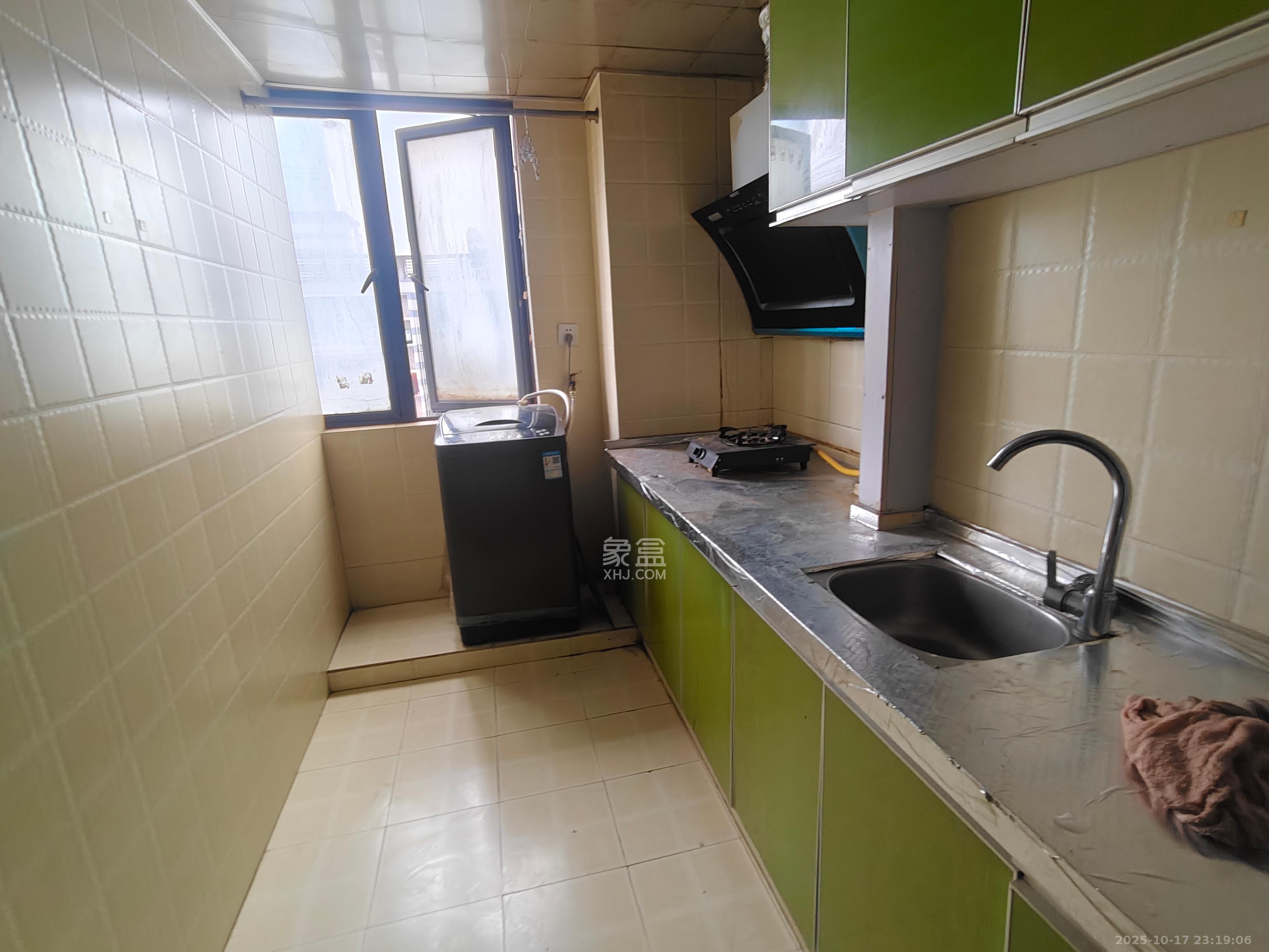 科达名居 1室1厅1卫 2200.0元/月 科达名居 1室1厅1卫 2200.0元/月室内图