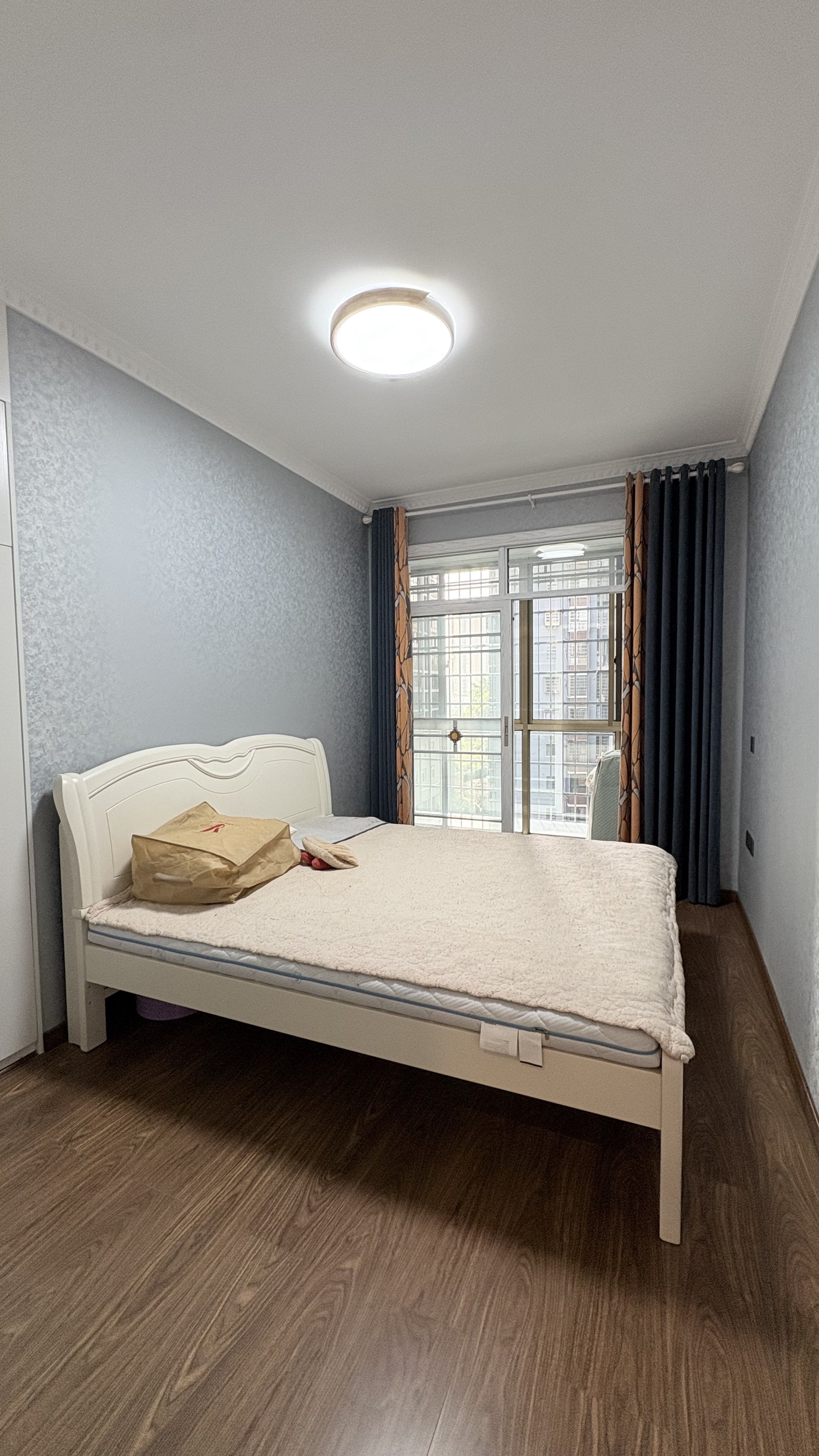 娄星区散盘 4室2厅2卫 79.8万 娄星区散盘 4室2厅2卫 79.8万客厅