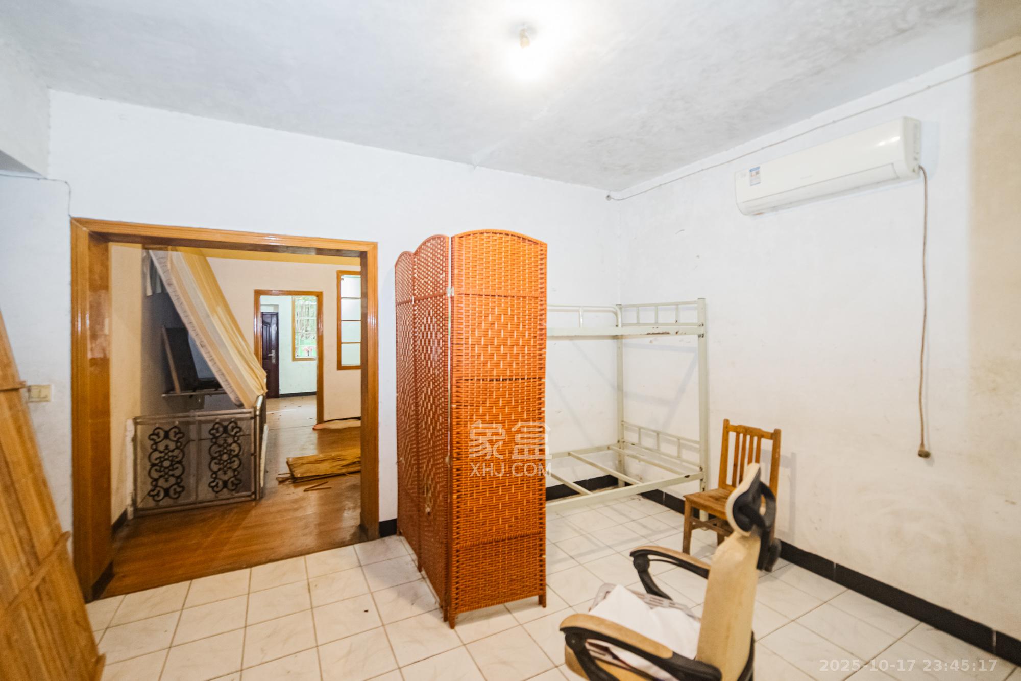 交通设计院（伍家岭）  2室1厅1卫    40.0万