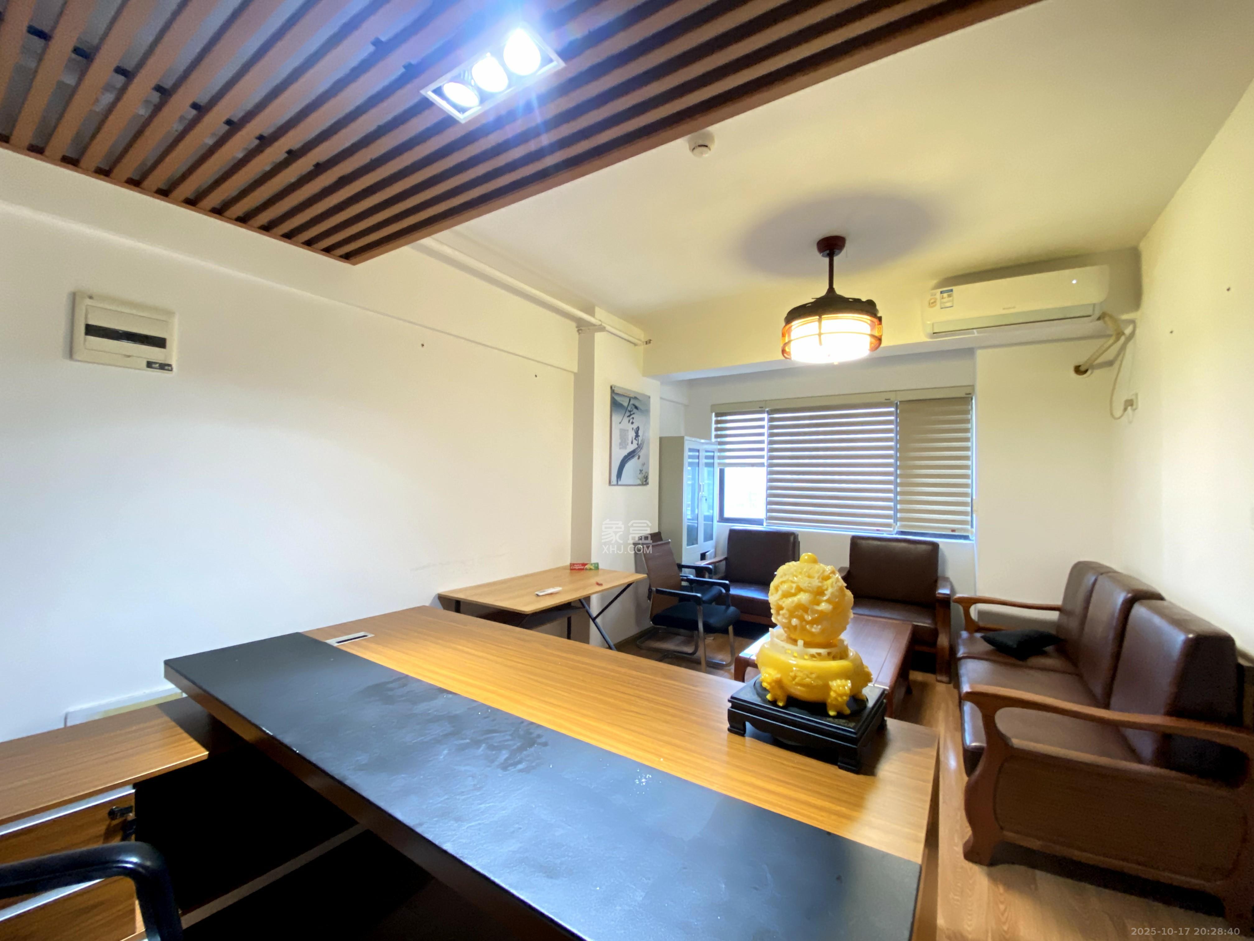 协信星澜汇  3室2厅0卫    6000.0元/月室内图