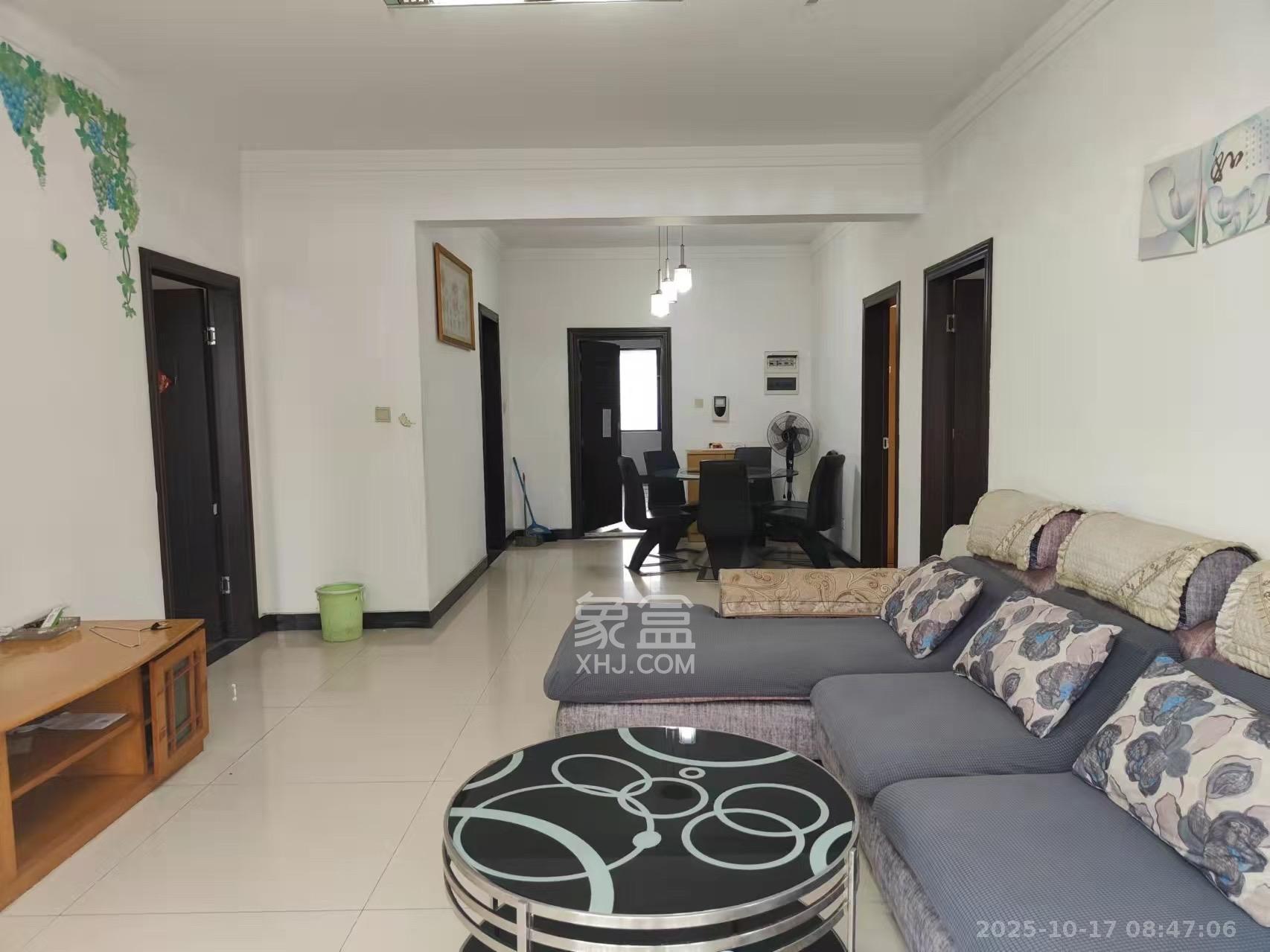 麓谷明珠  3室1厅1卫    2600.0元/月 麓谷明珠  3室1厅1卫    2600.0元/月室内图